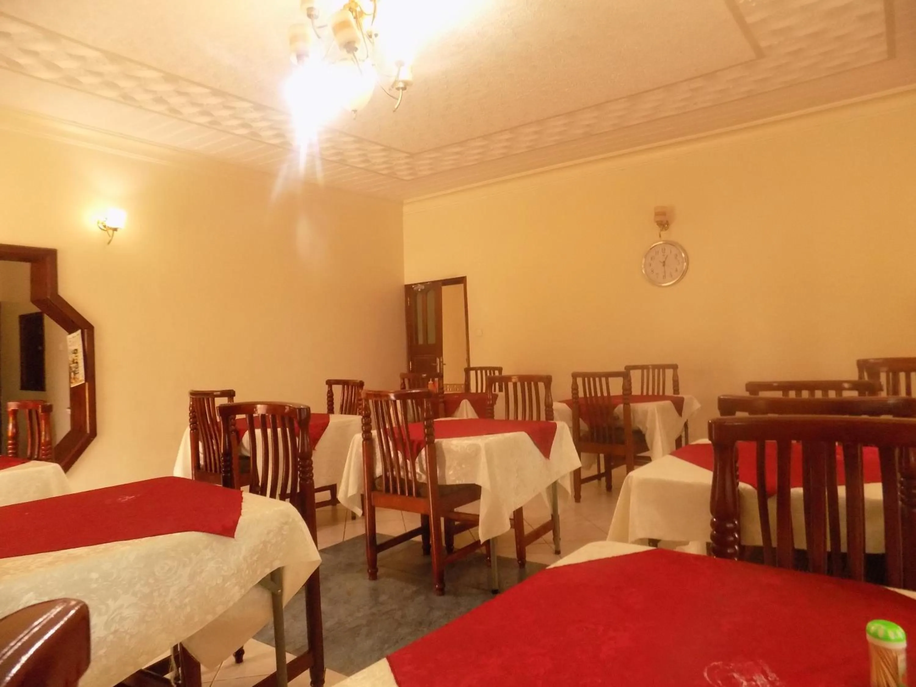 Restaurant/places to eat in Rhino Motel Mbarara