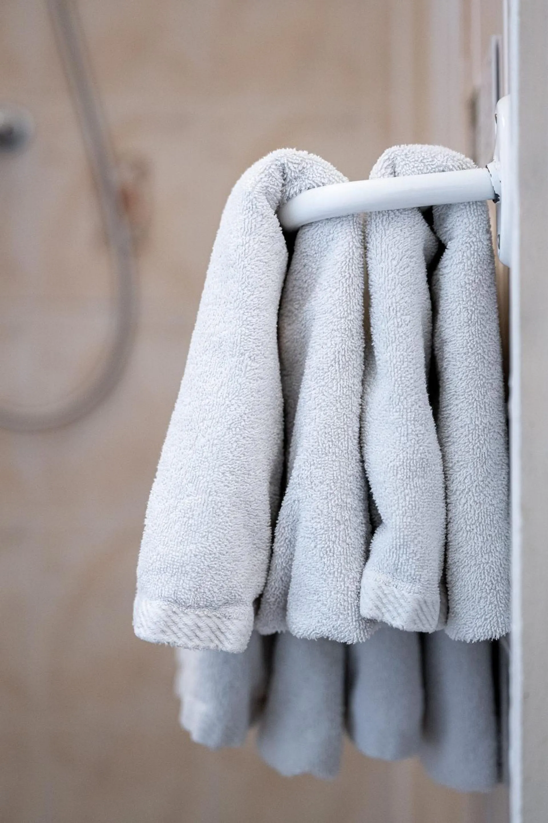 Bathroom in Logis Hôtel Central