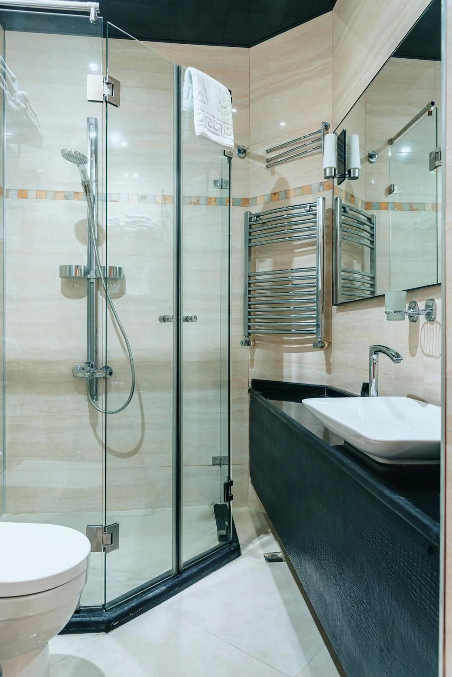 Bathroom in Bayil Breeze Hotel & Restaurant