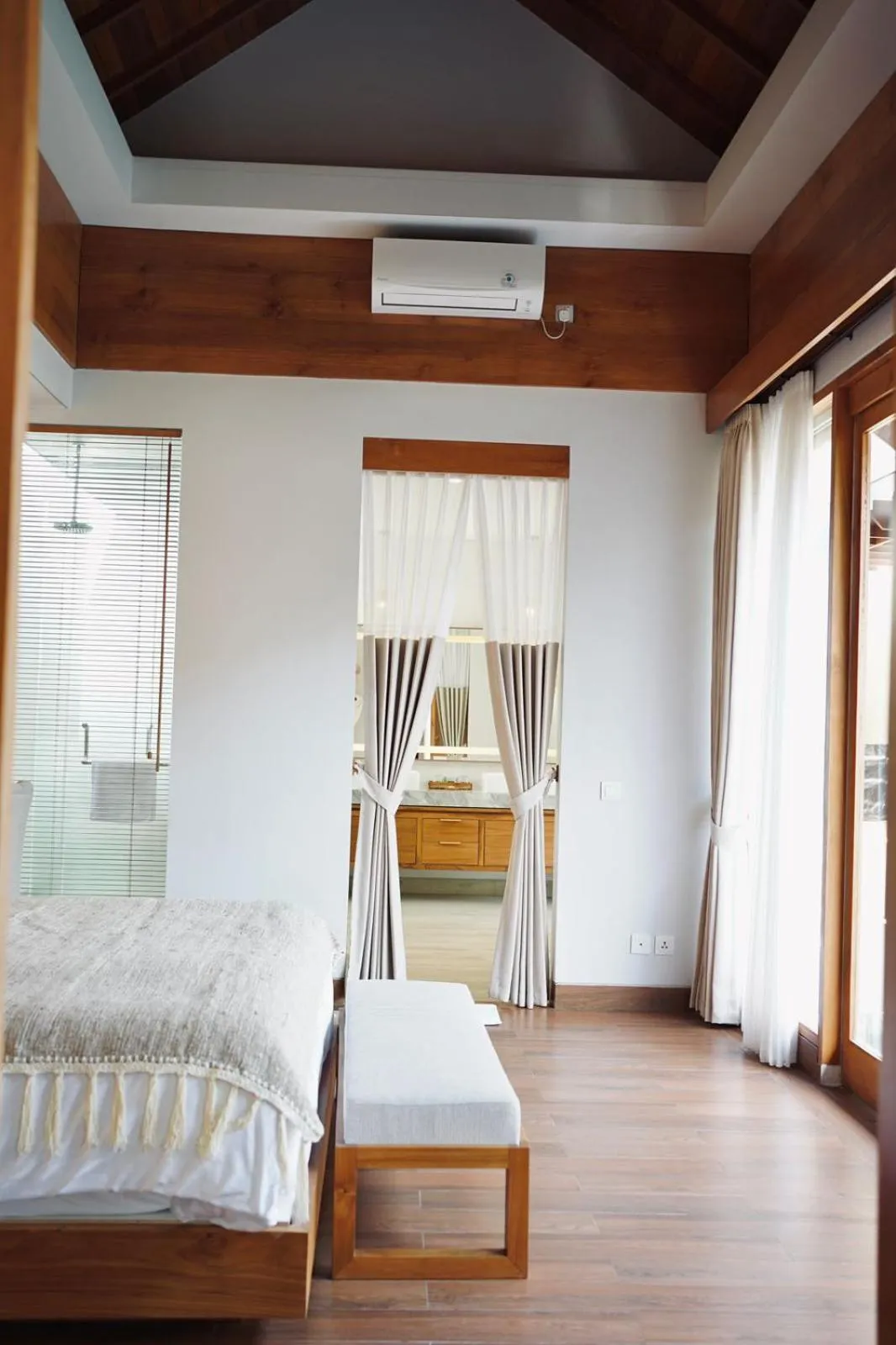 Bedroom, Bed in Sithala Villa Seminyak