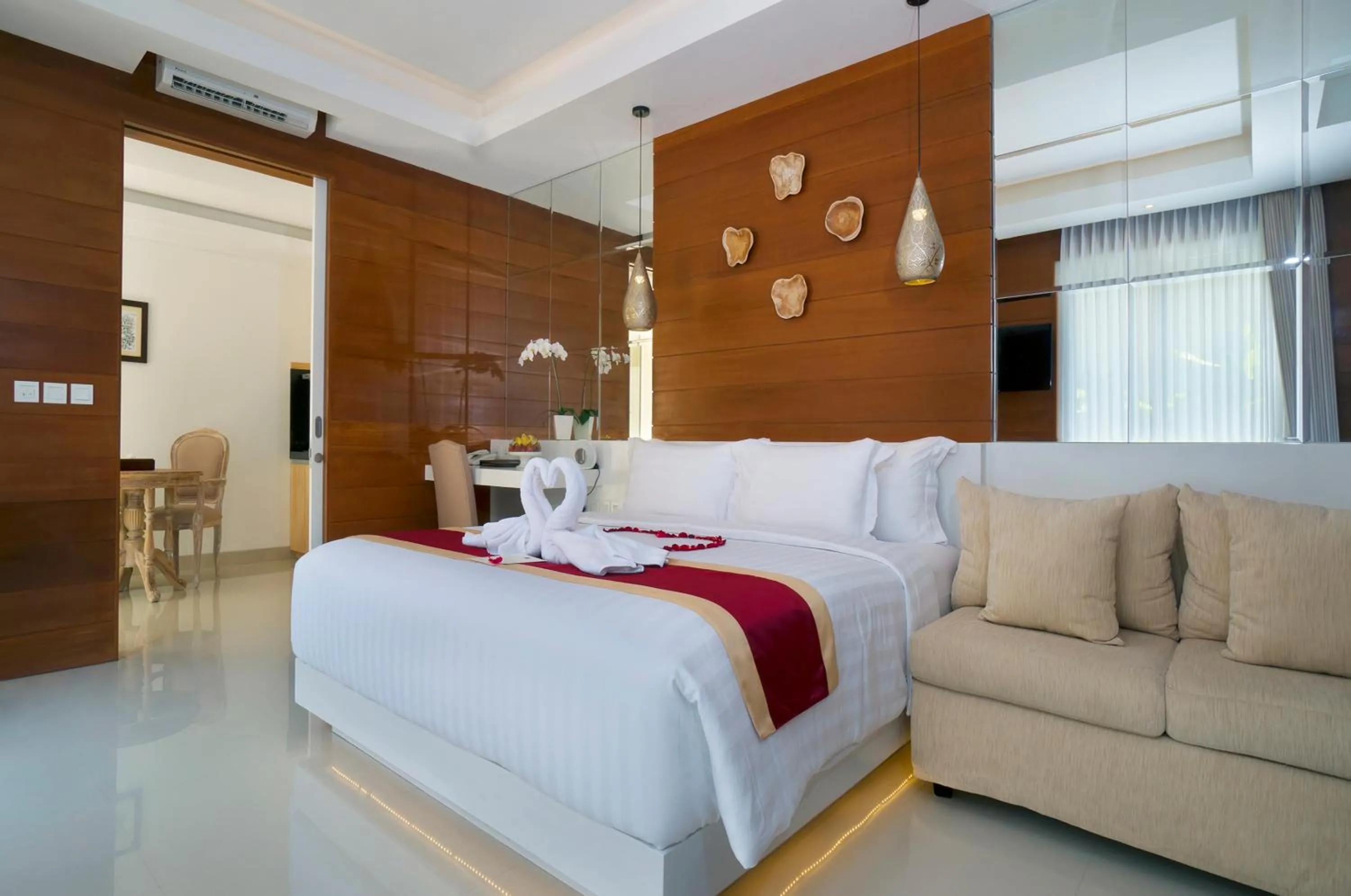 Bed in Sithala Villa Seminyak