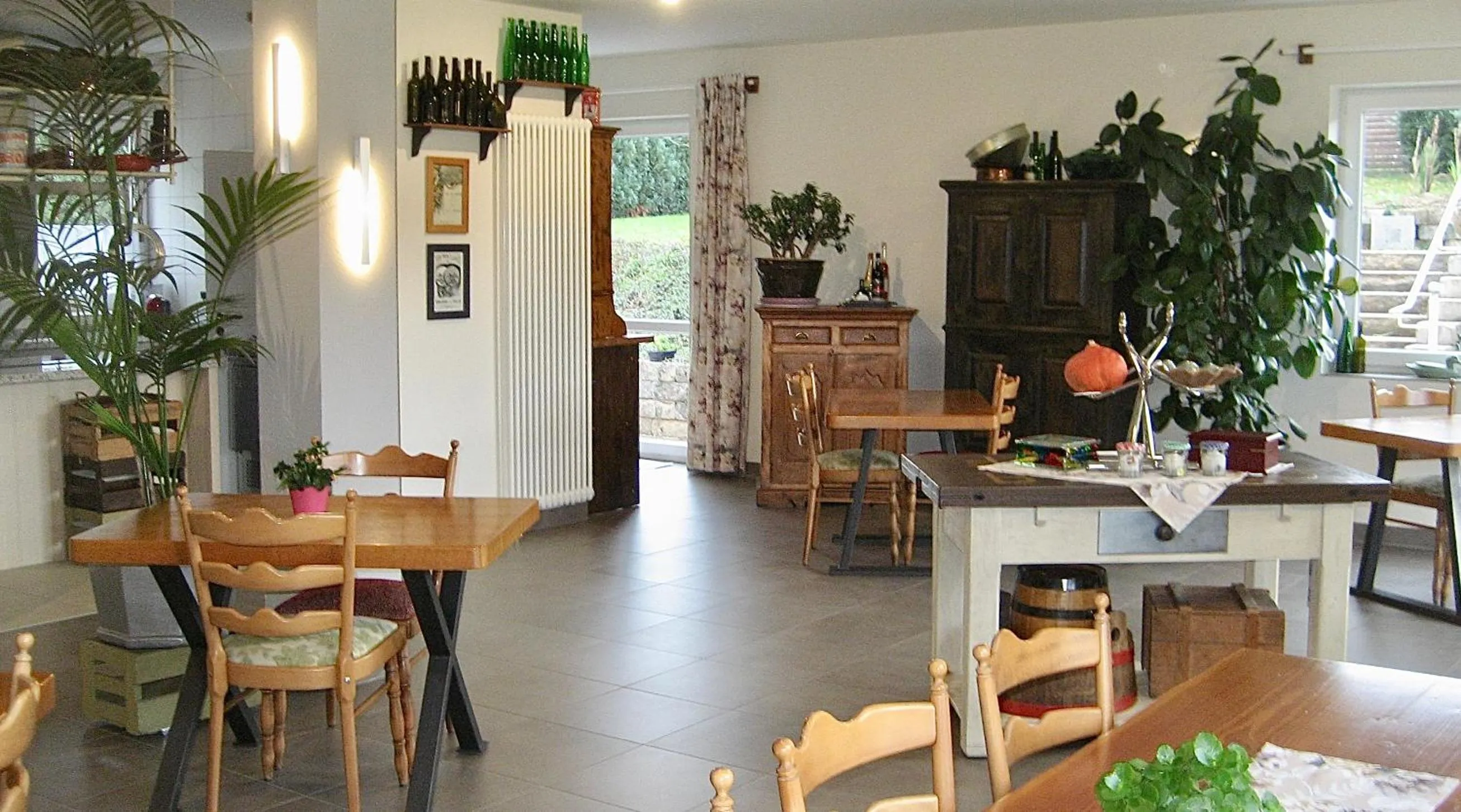 Restaurant/places to eat in GästeHaus Auler Hof