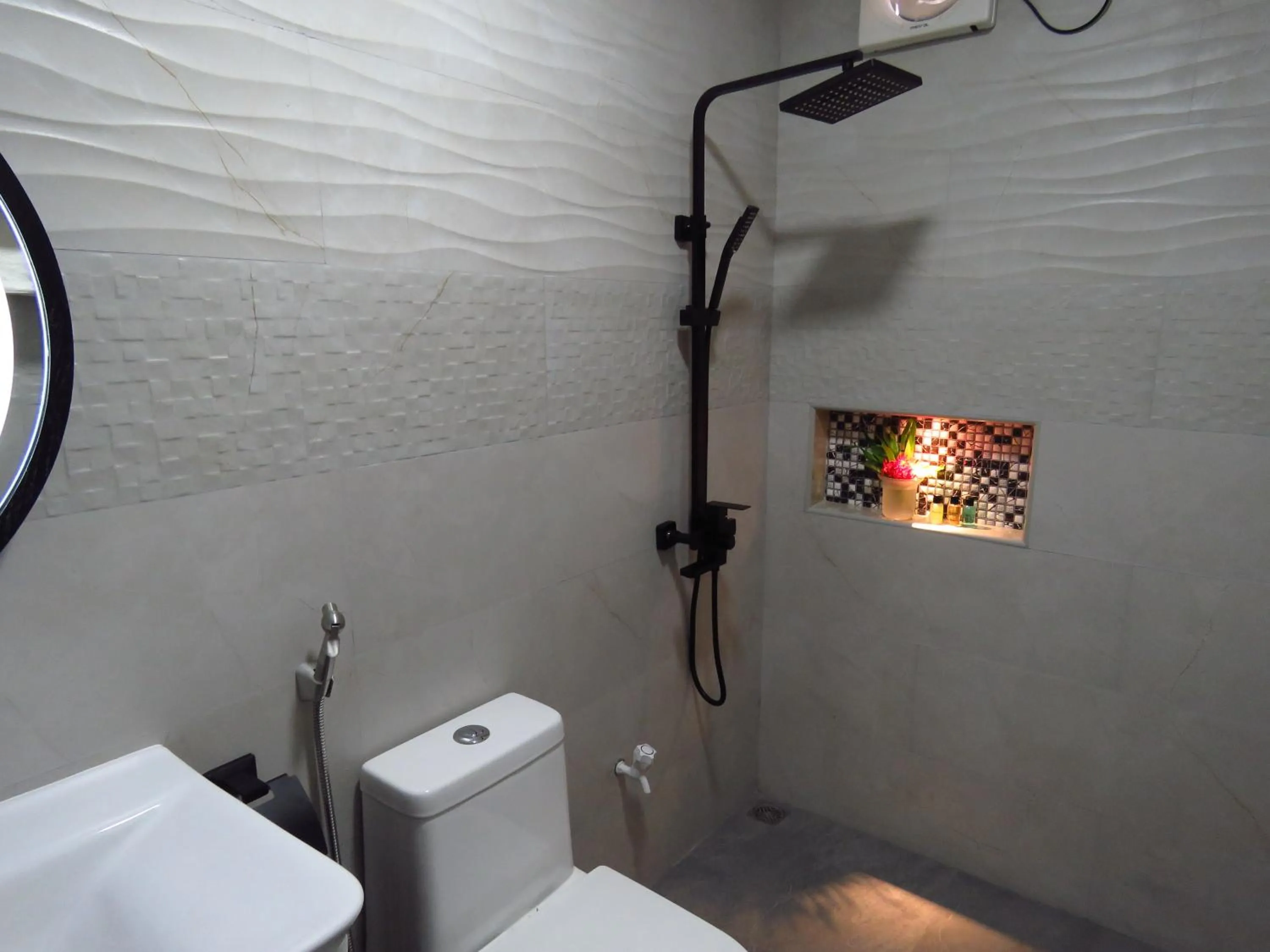 Bathroom in The Sunrise Huraa