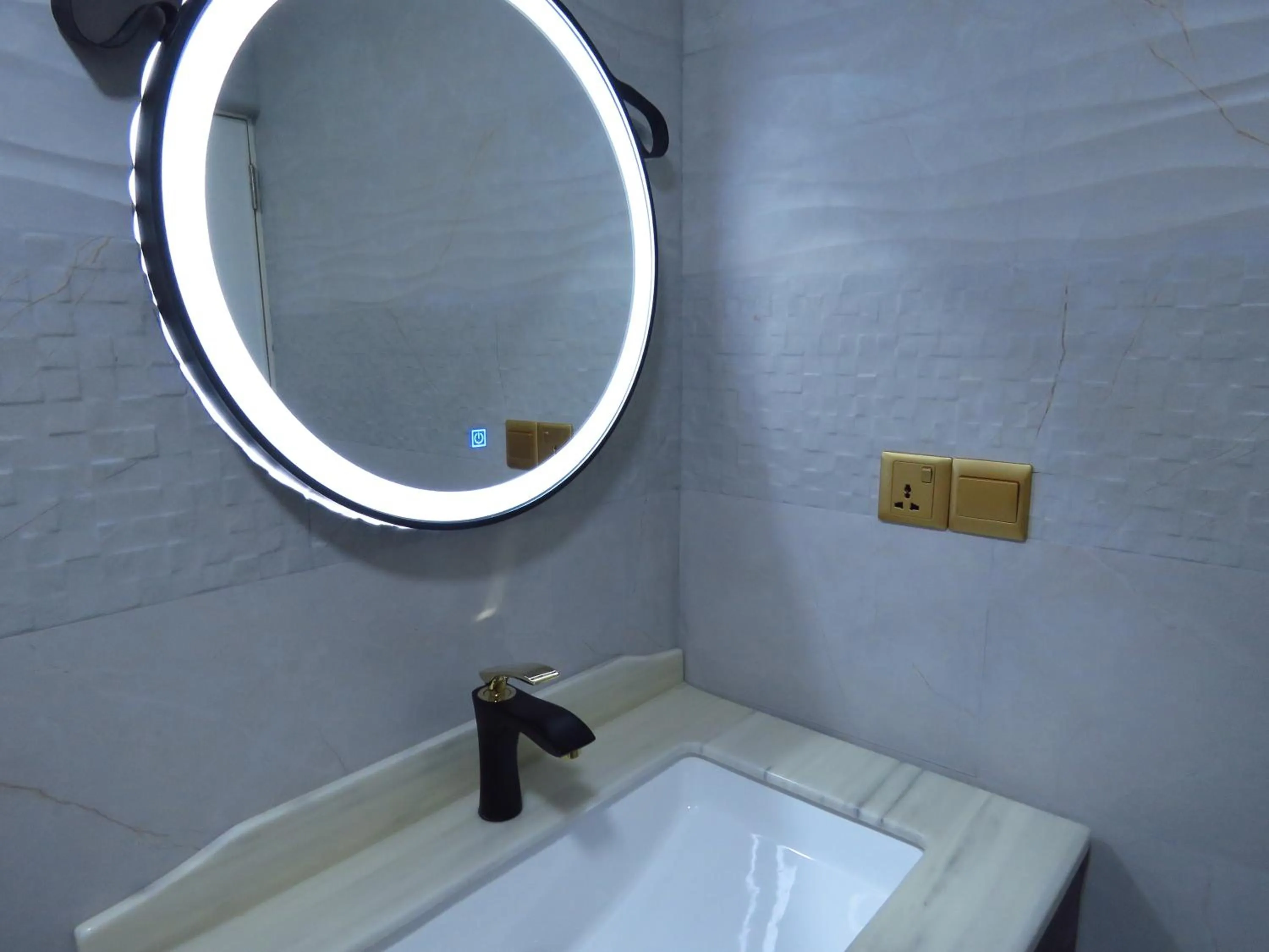 Bathroom in The Sunrise Huraa