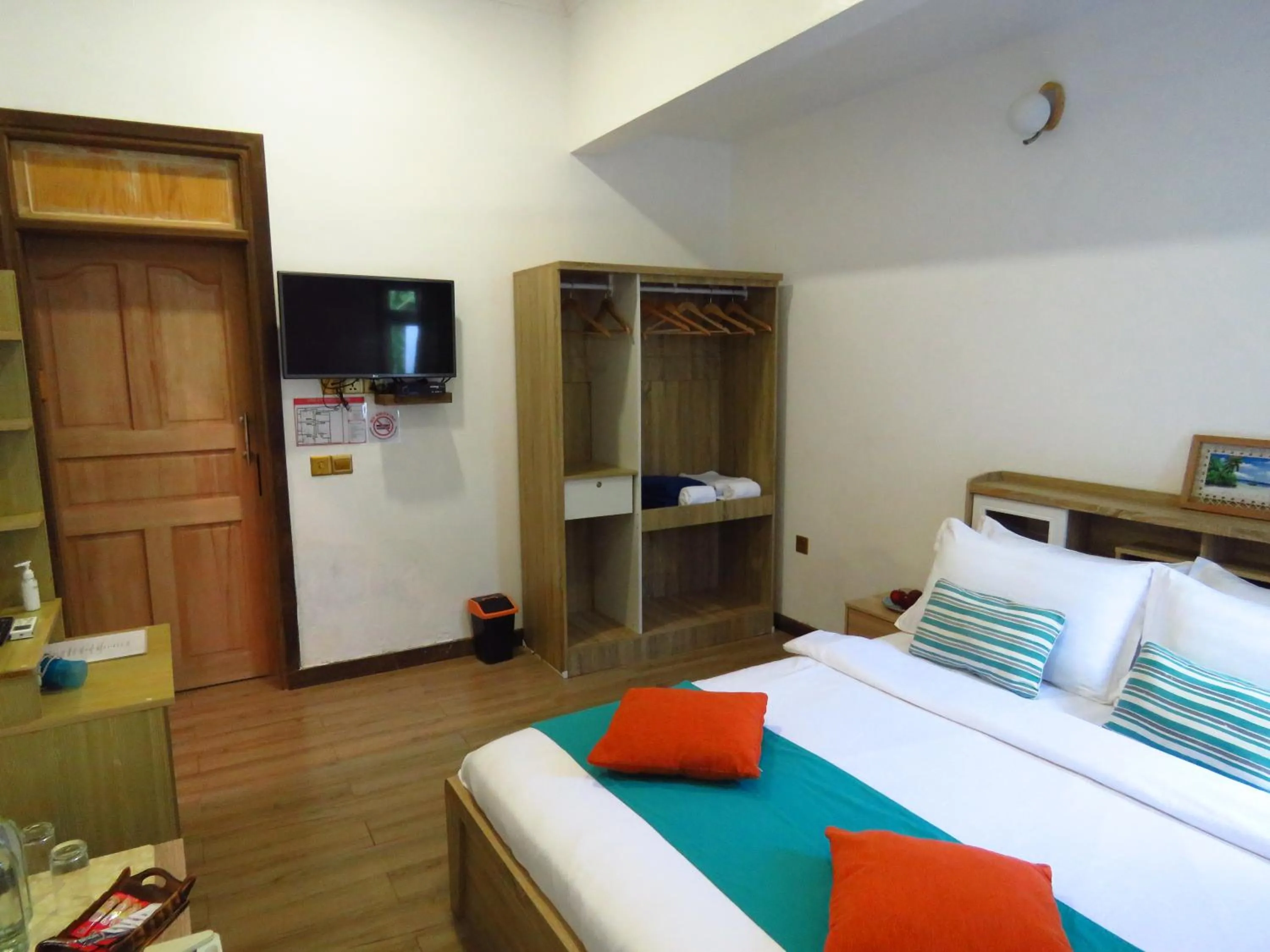 Bed in The Sunrise Huraa