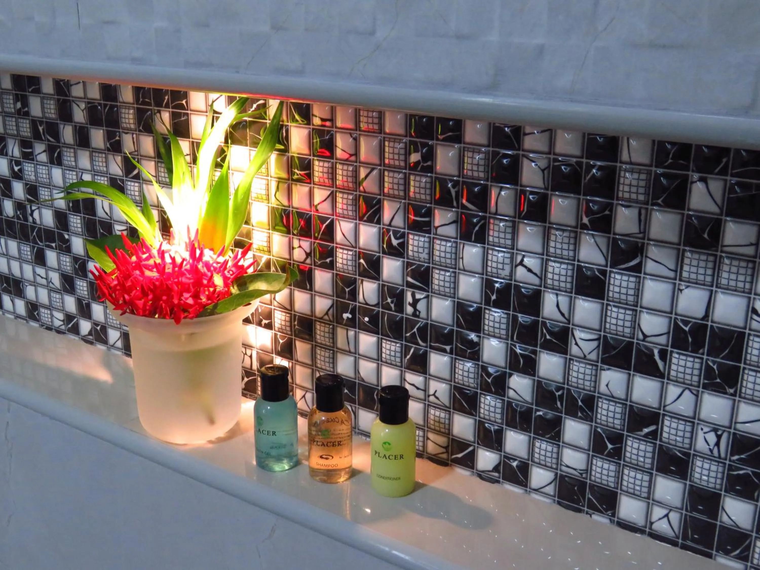 Bathroom in The Sunrise Huraa