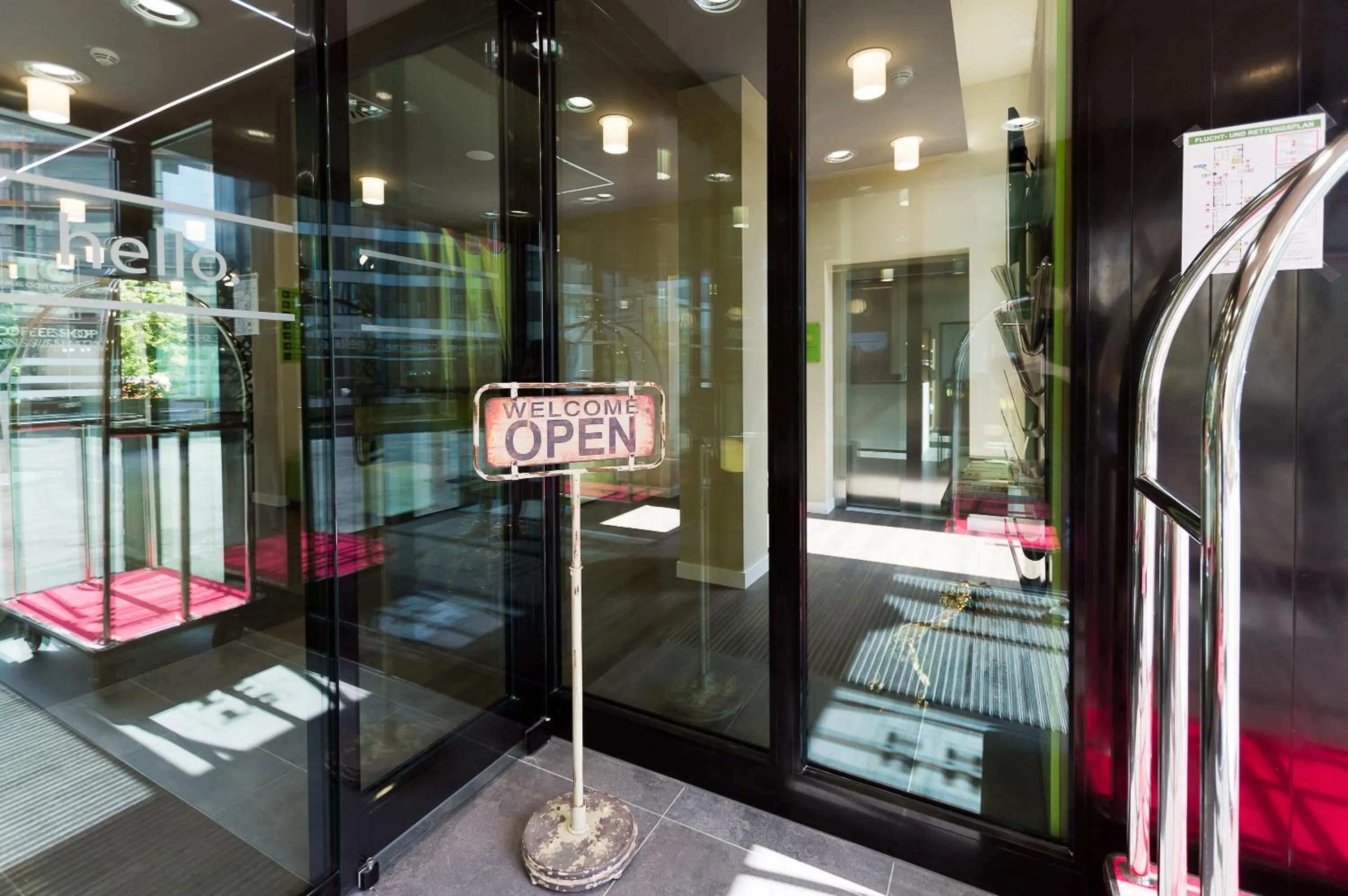 Facade/entrance in Super 8 Freiburg