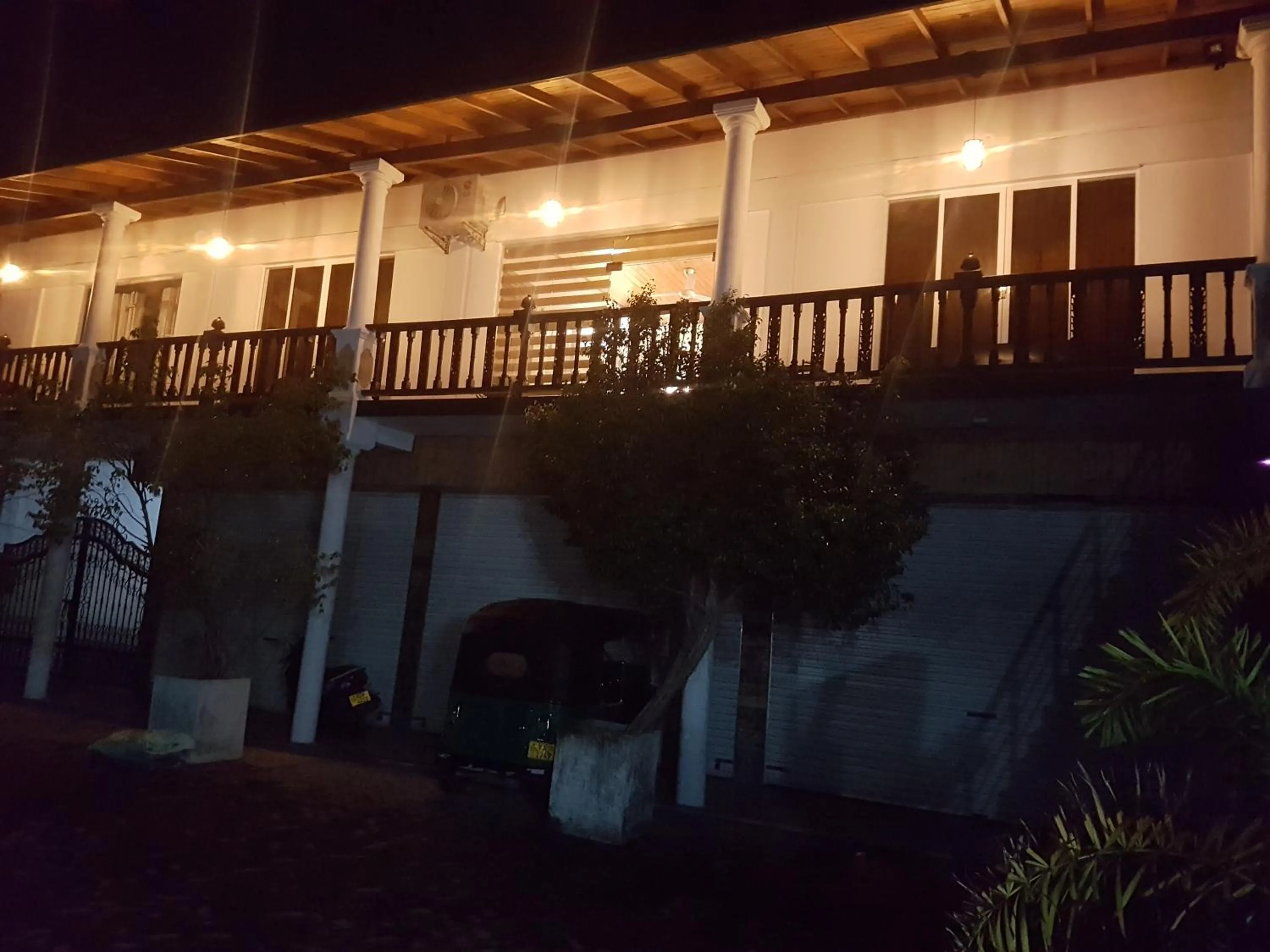 Facade/entrance in GG Lodge Mirissa