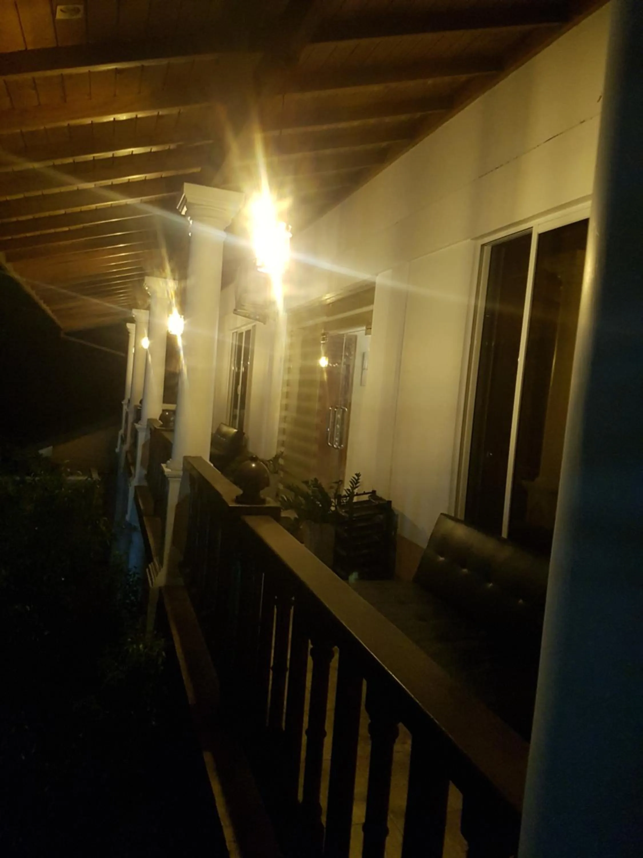 Night in GG Lodge Mirissa