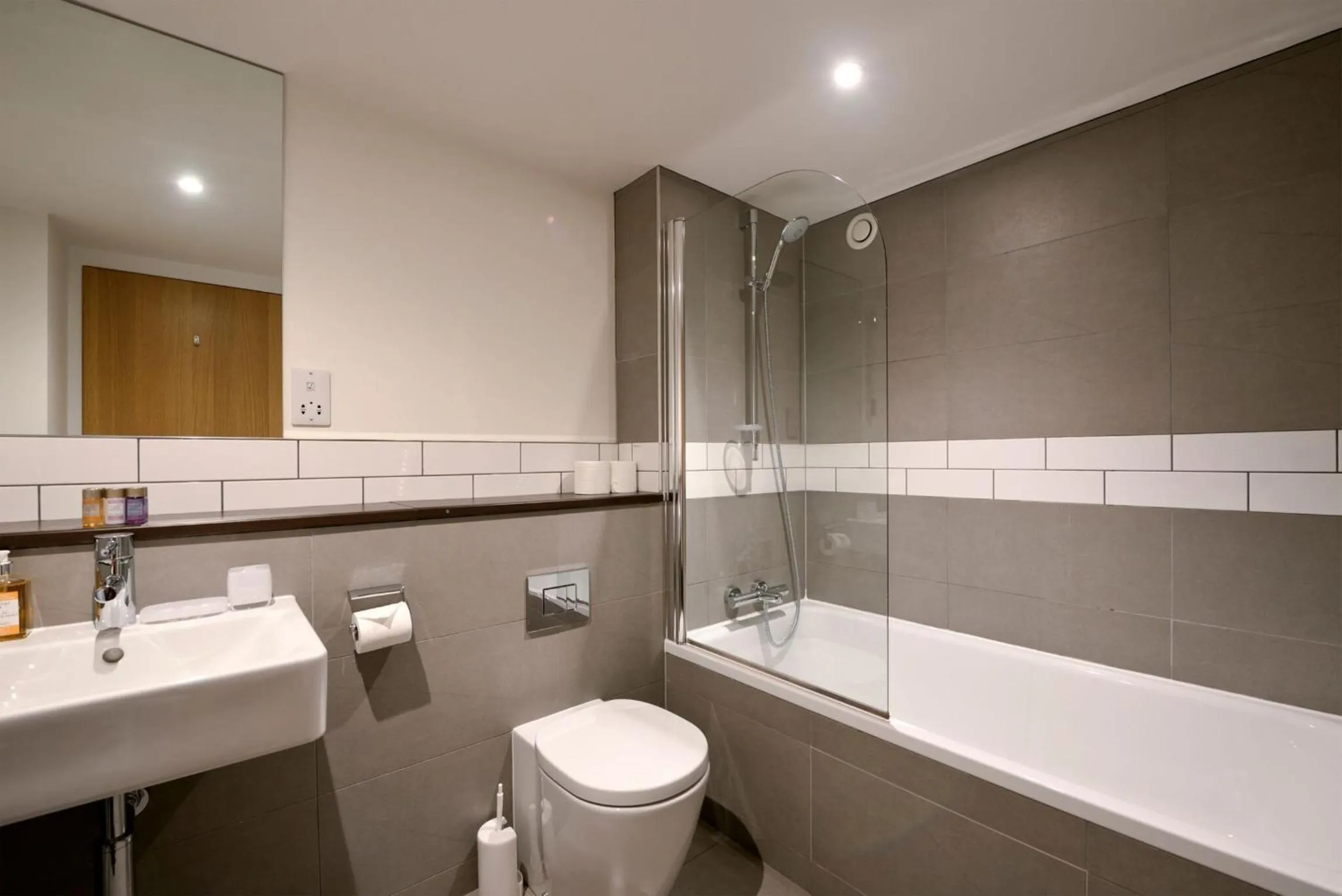 Bathroom in Destiny Scotland - Broughton St Lofts