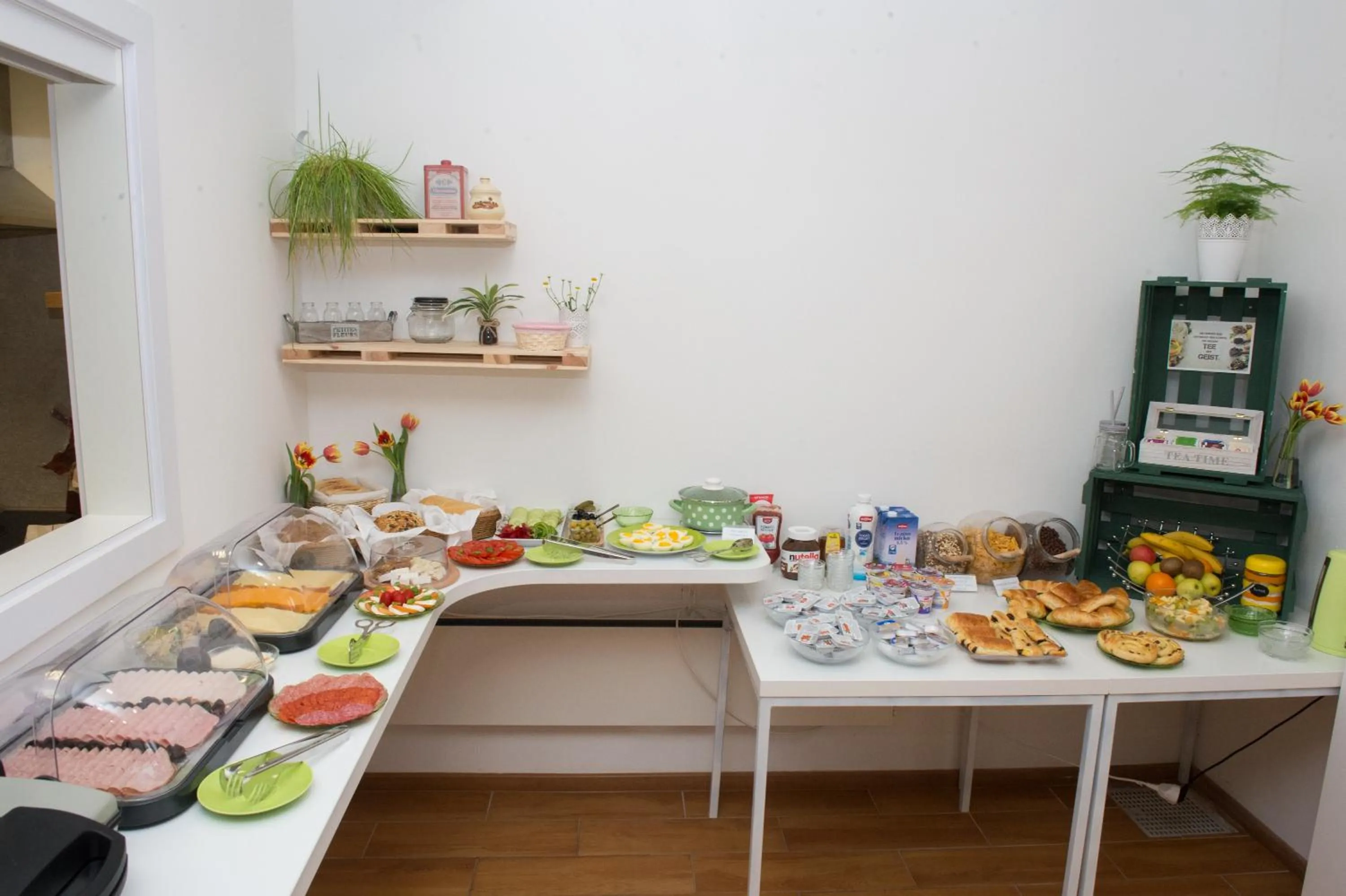 Restaurant/places to eat in B&B Vila Teslova