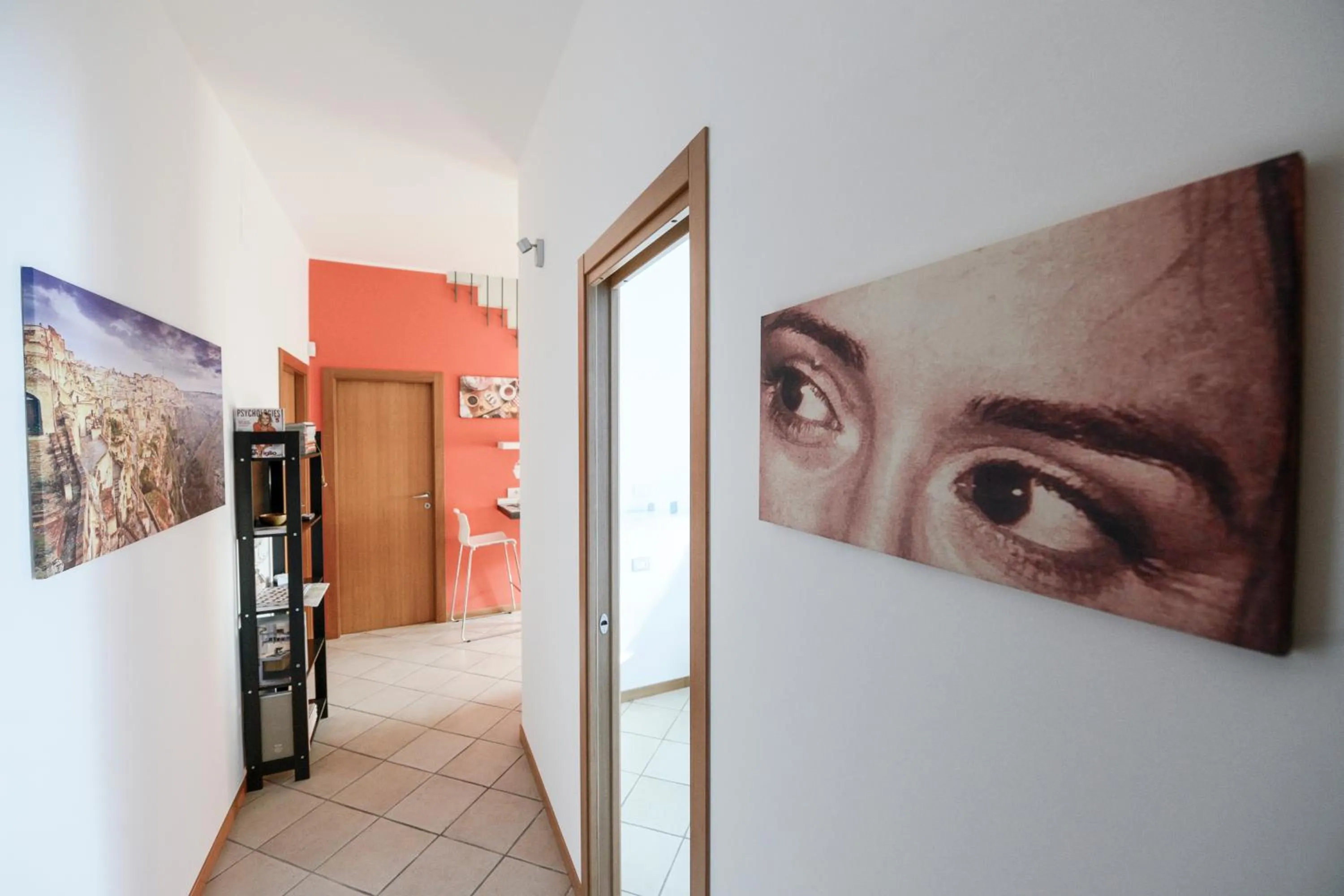 Lobby or reception in Uno Sguardo Sui Sassi