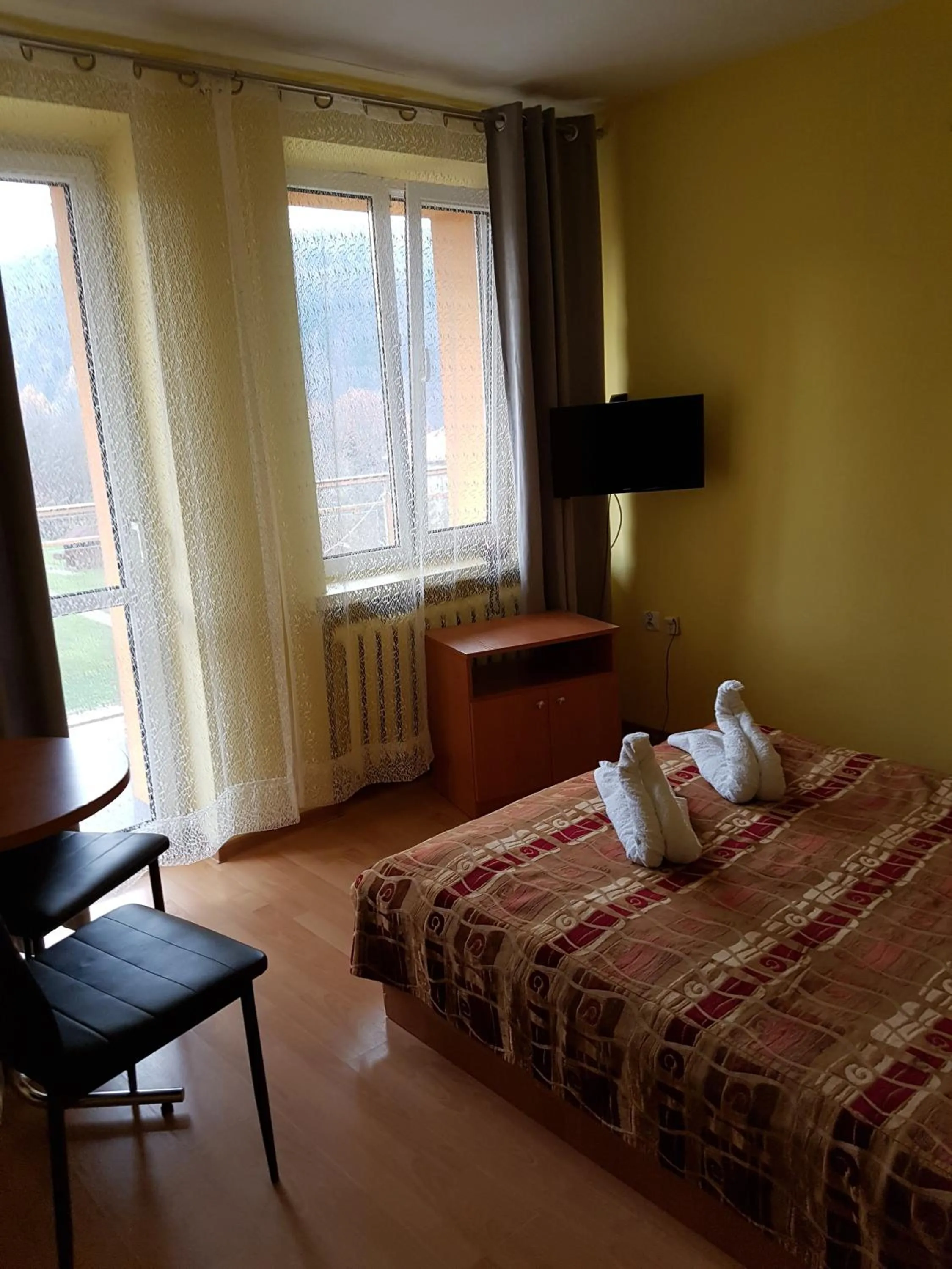 Bed in KORONA Sanatorium Uzdrowiskowe