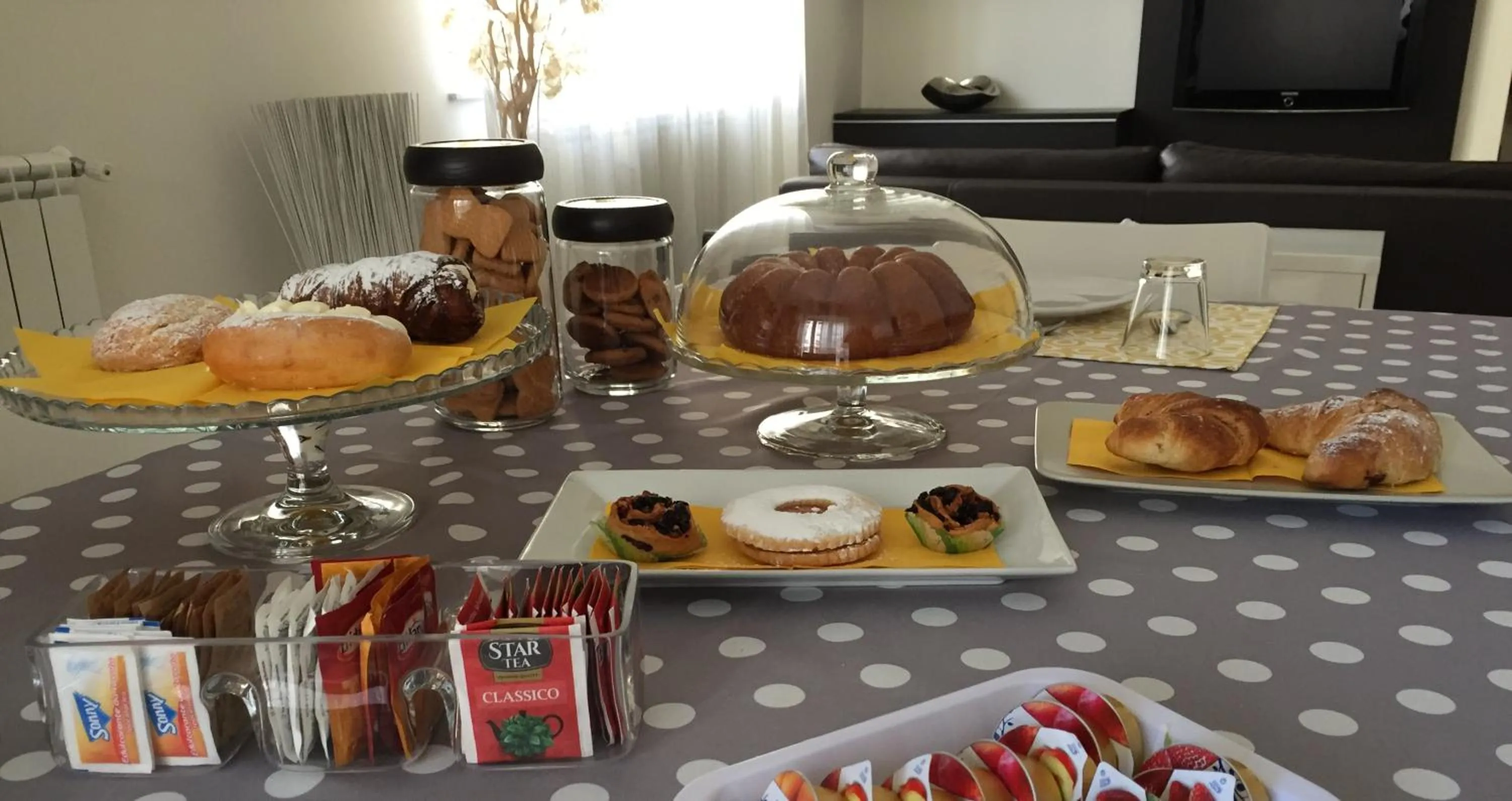 Italian breakfast in A Casa di Marcy