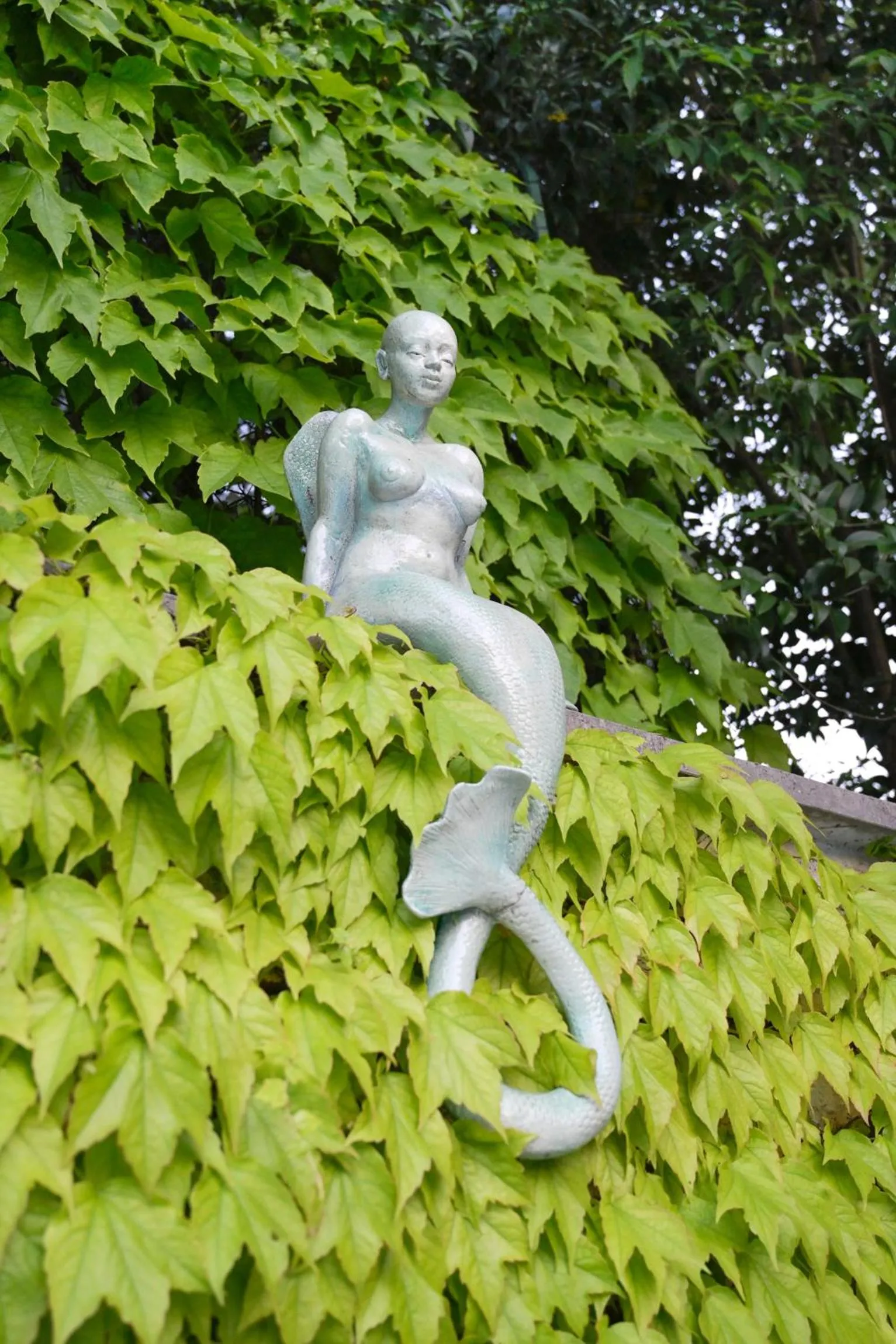 Decorative detail in Villa Isidoro ampio parco ,piscina privata, arte e giochi , fitness