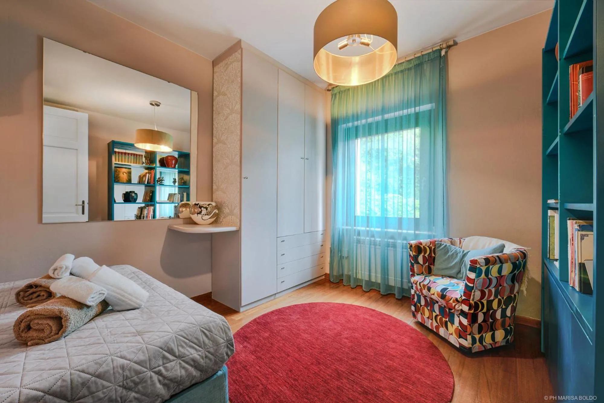 Bedroom, Bed in Villa Isidoro ampio parco ,piscina privata, arte e giochi , fitness