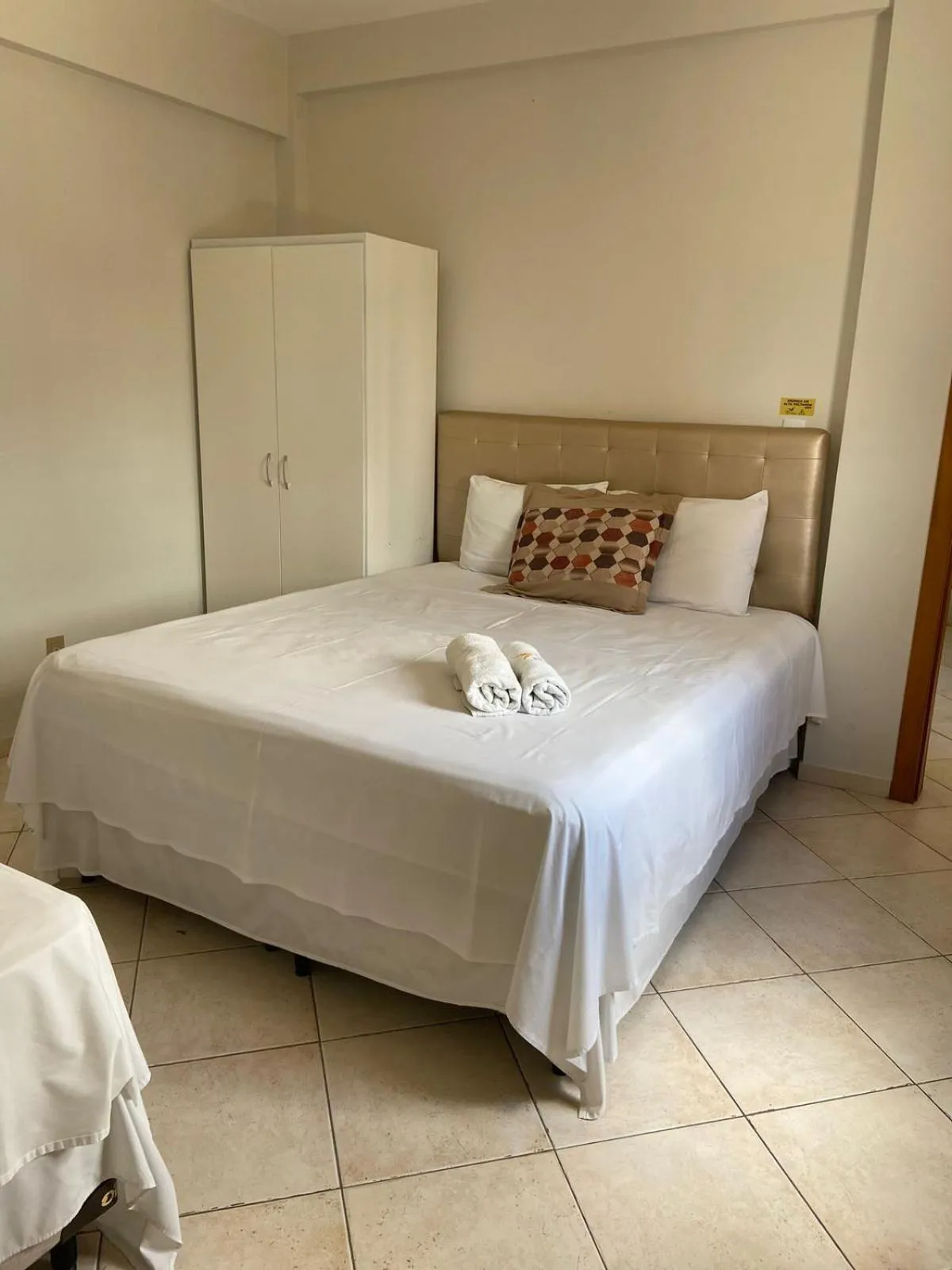 wardrobe, Bed in Apart Victoria