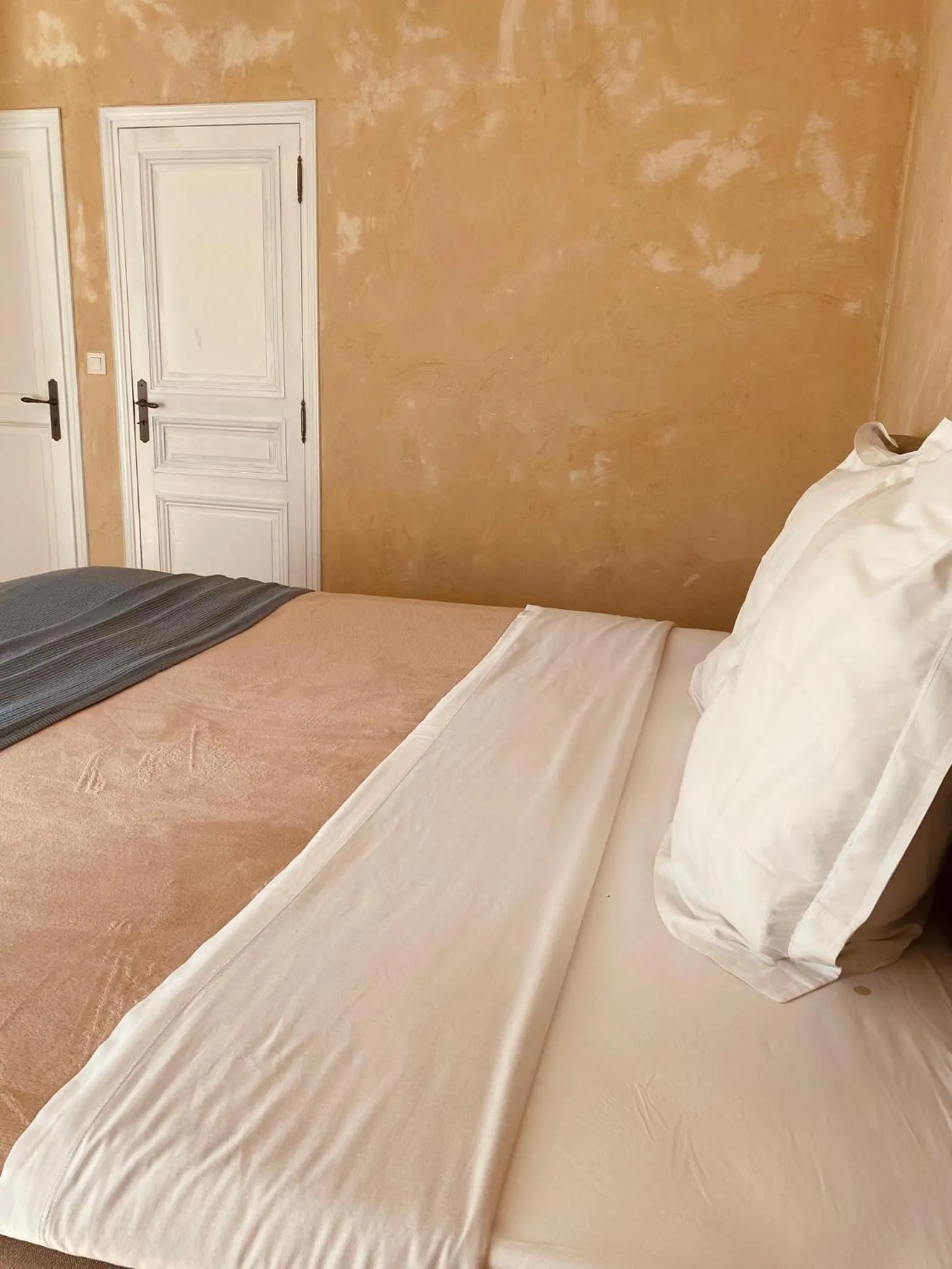 Bed in Le Moulin de Montségur