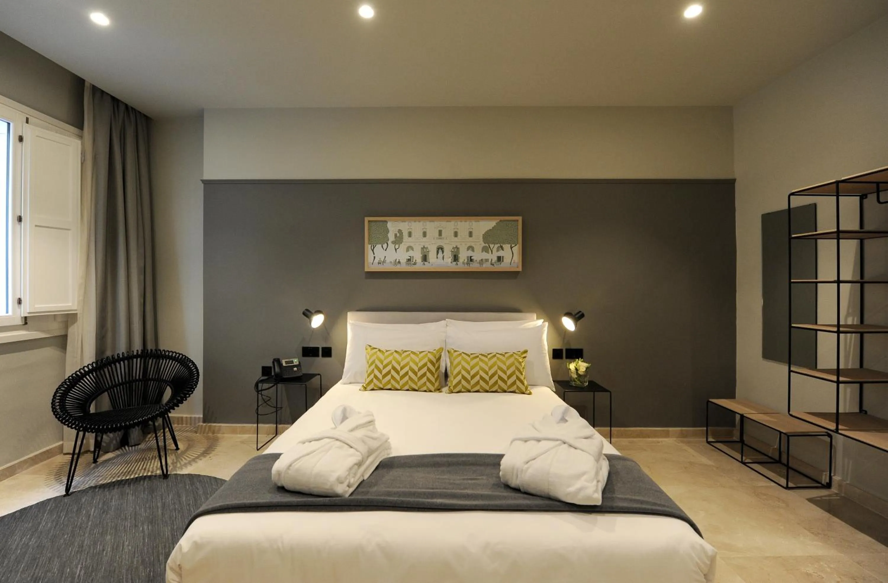 Shower, Bed in The Manoel Boutique Hotel