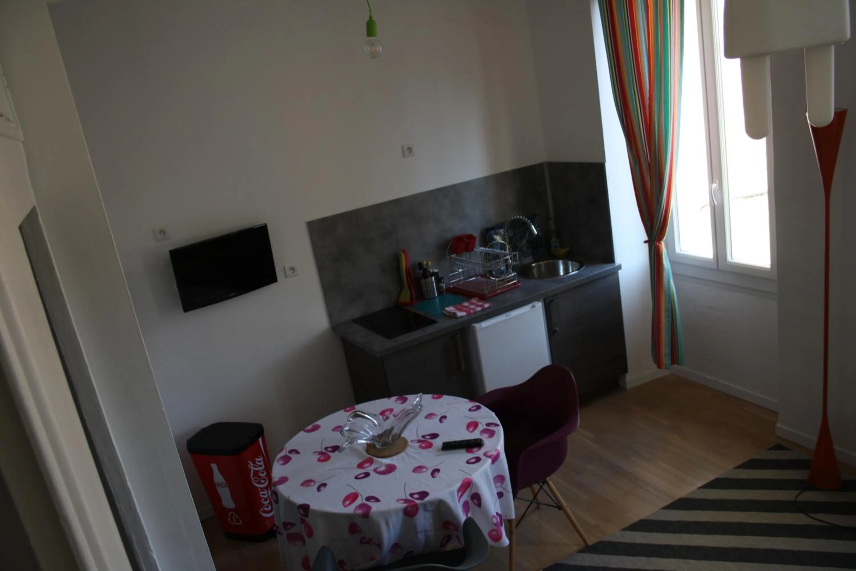 Dining area in Casa Ammirati Marseille