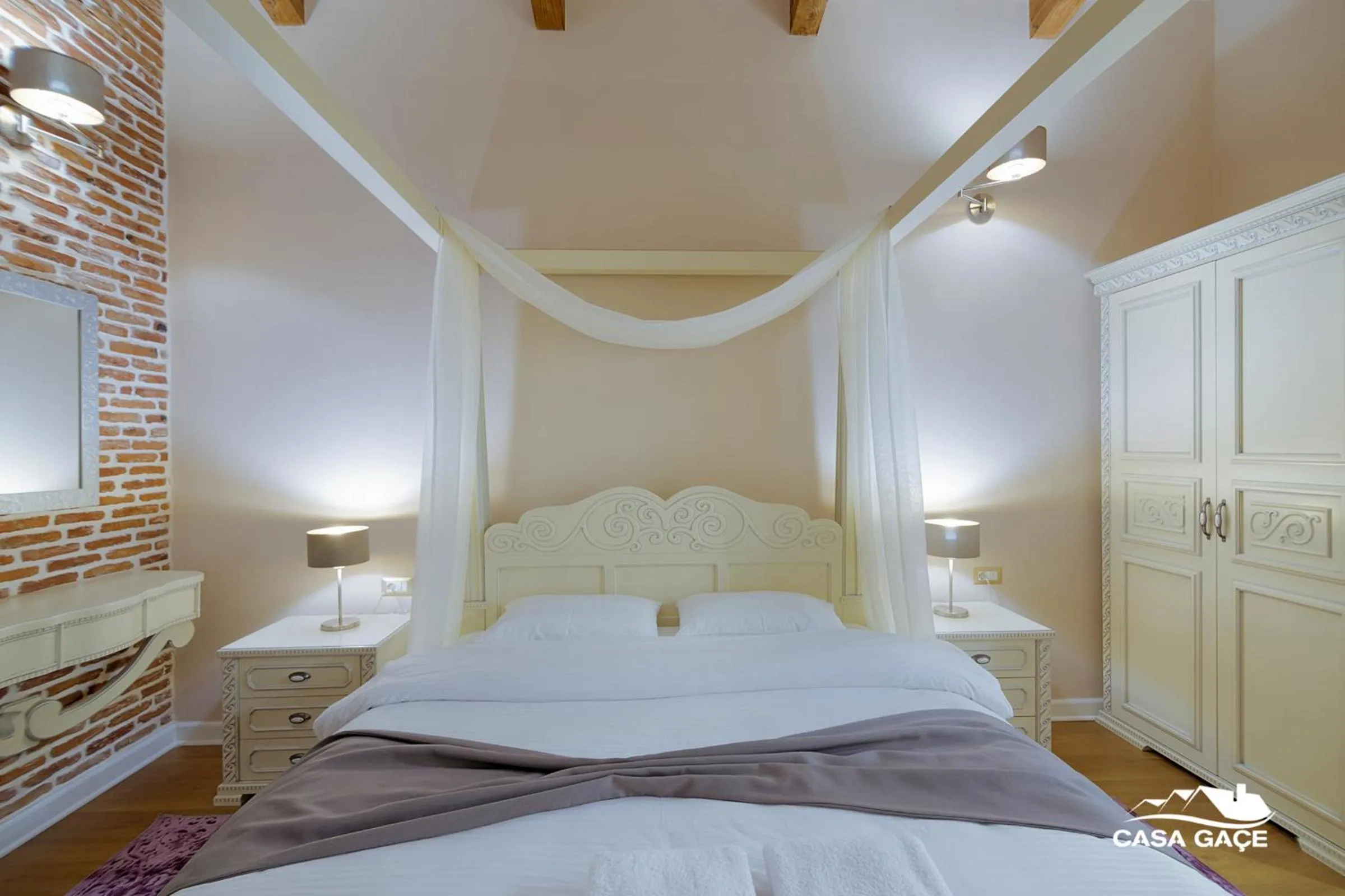 Bed in Casa Gaçe Hotel