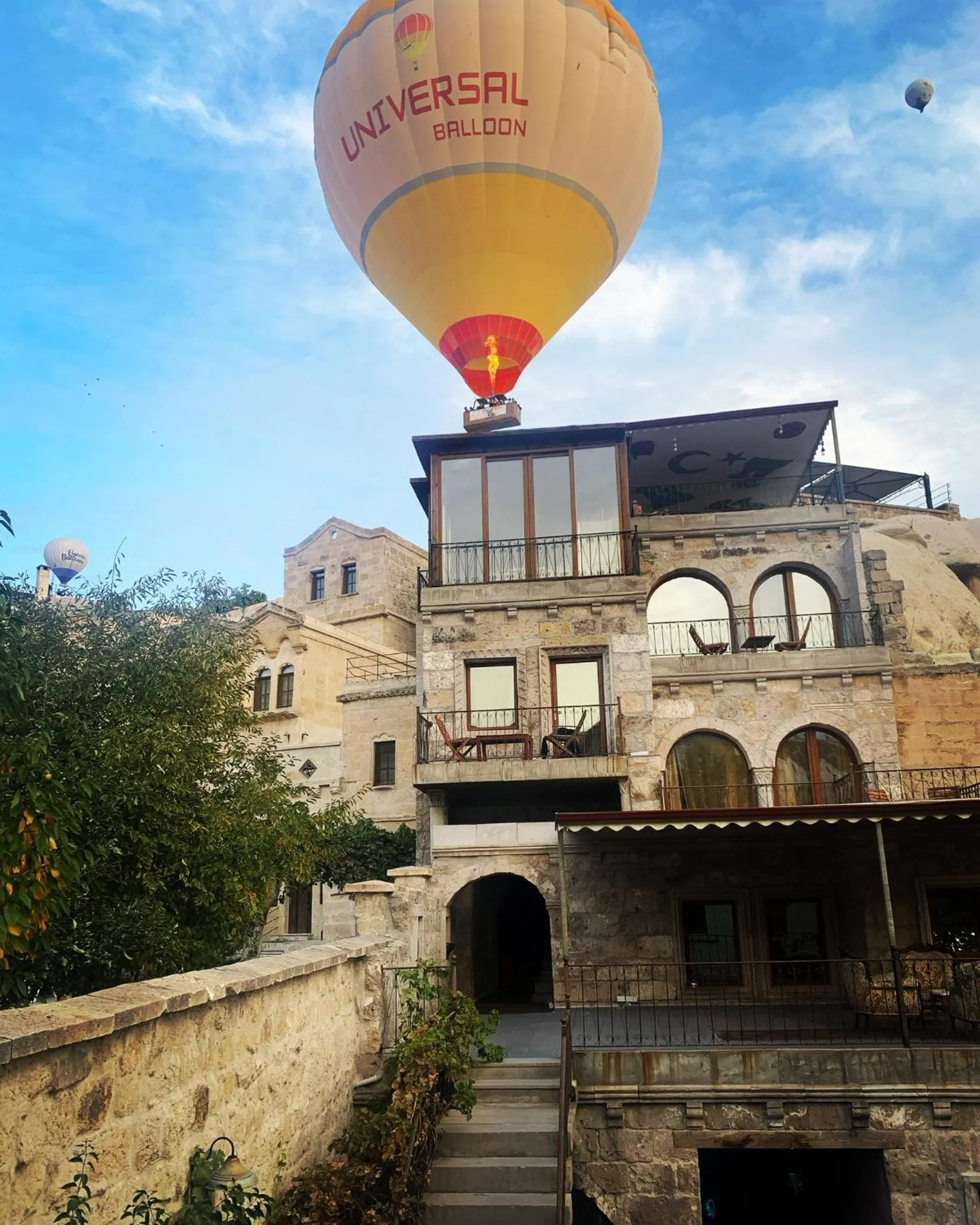 Facade/entrance in Angel Cave Suite