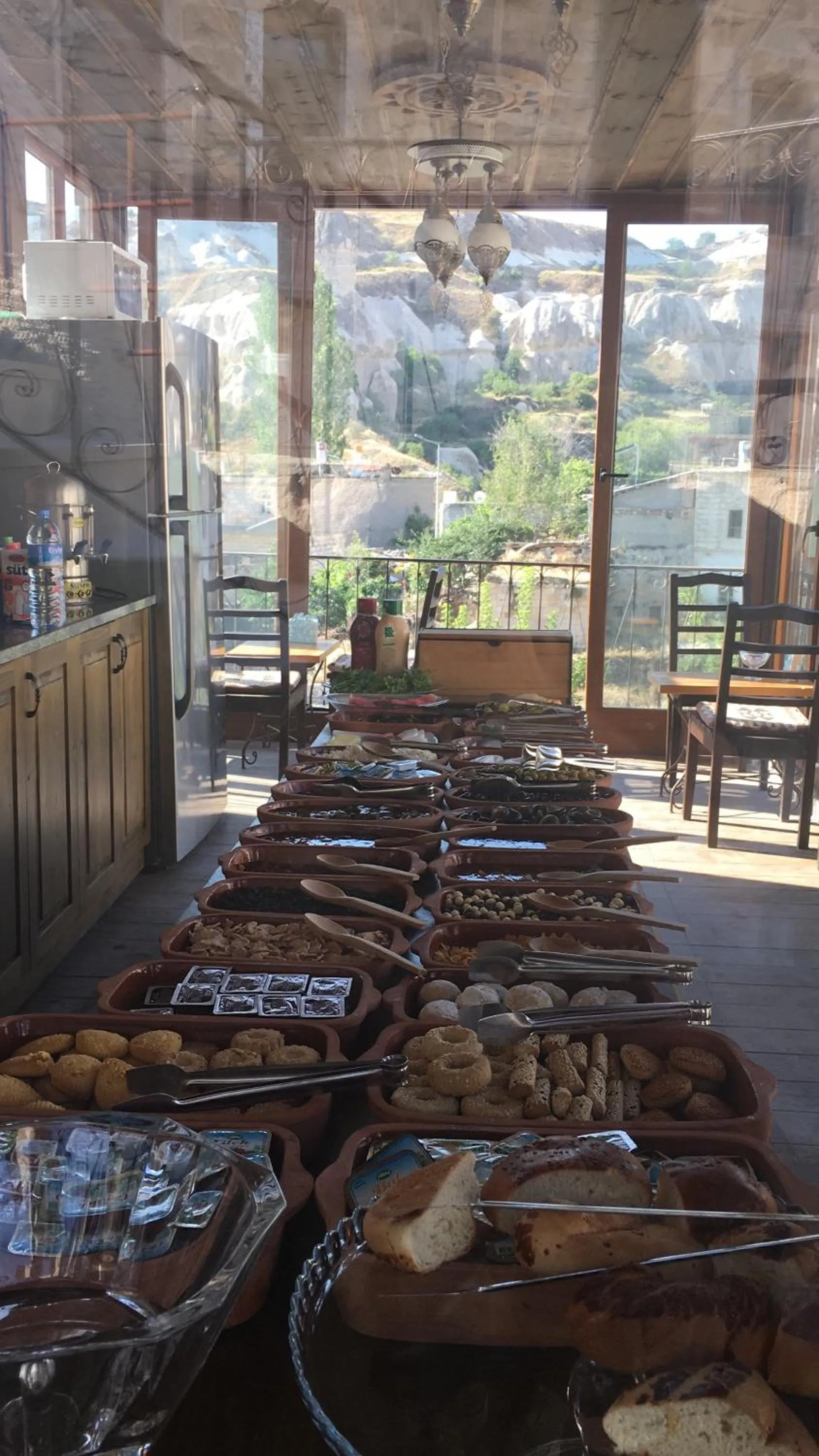 Breakfast in Angel Cave Suite