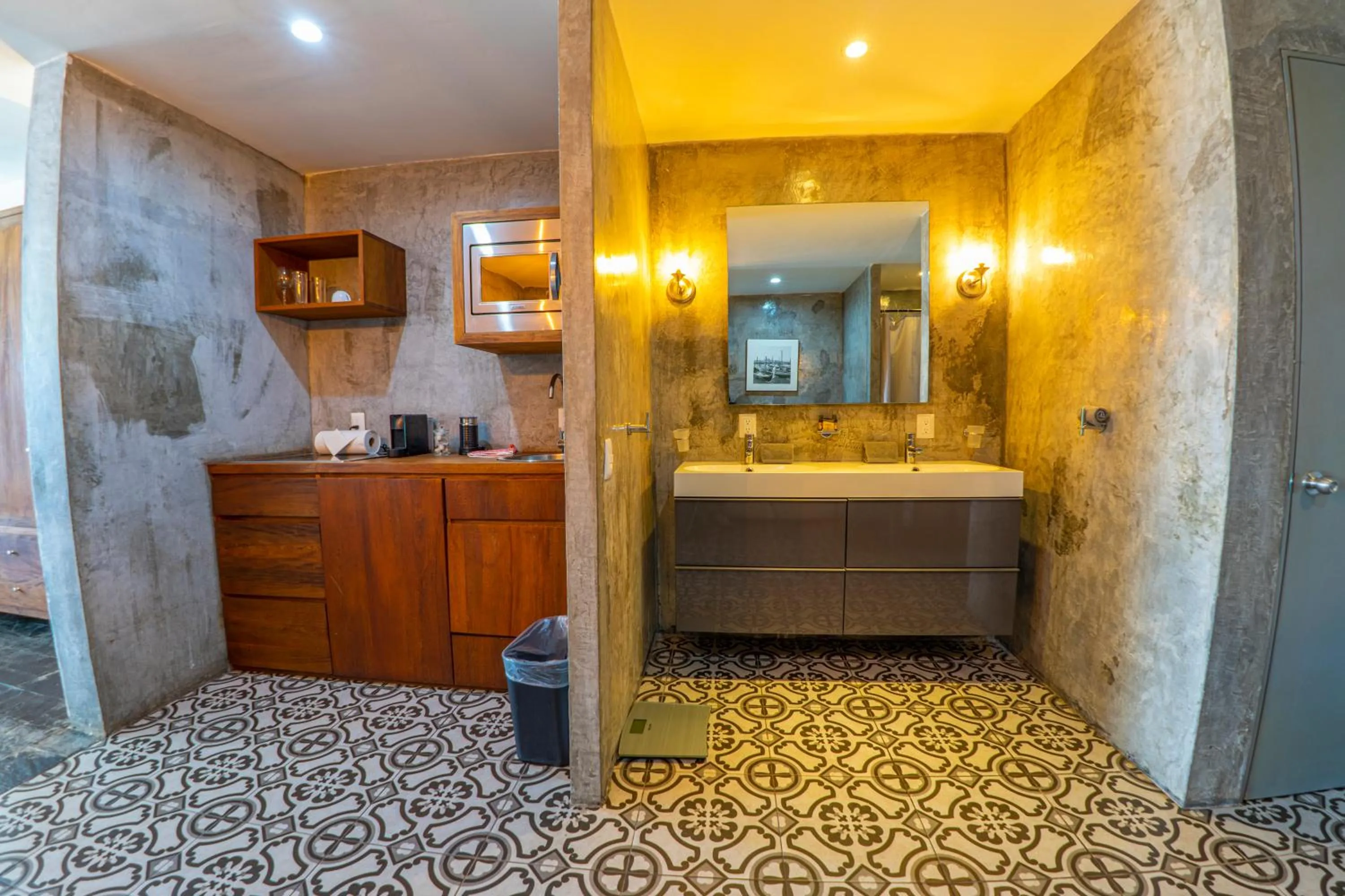 Suites at Sapphire Ocean Club