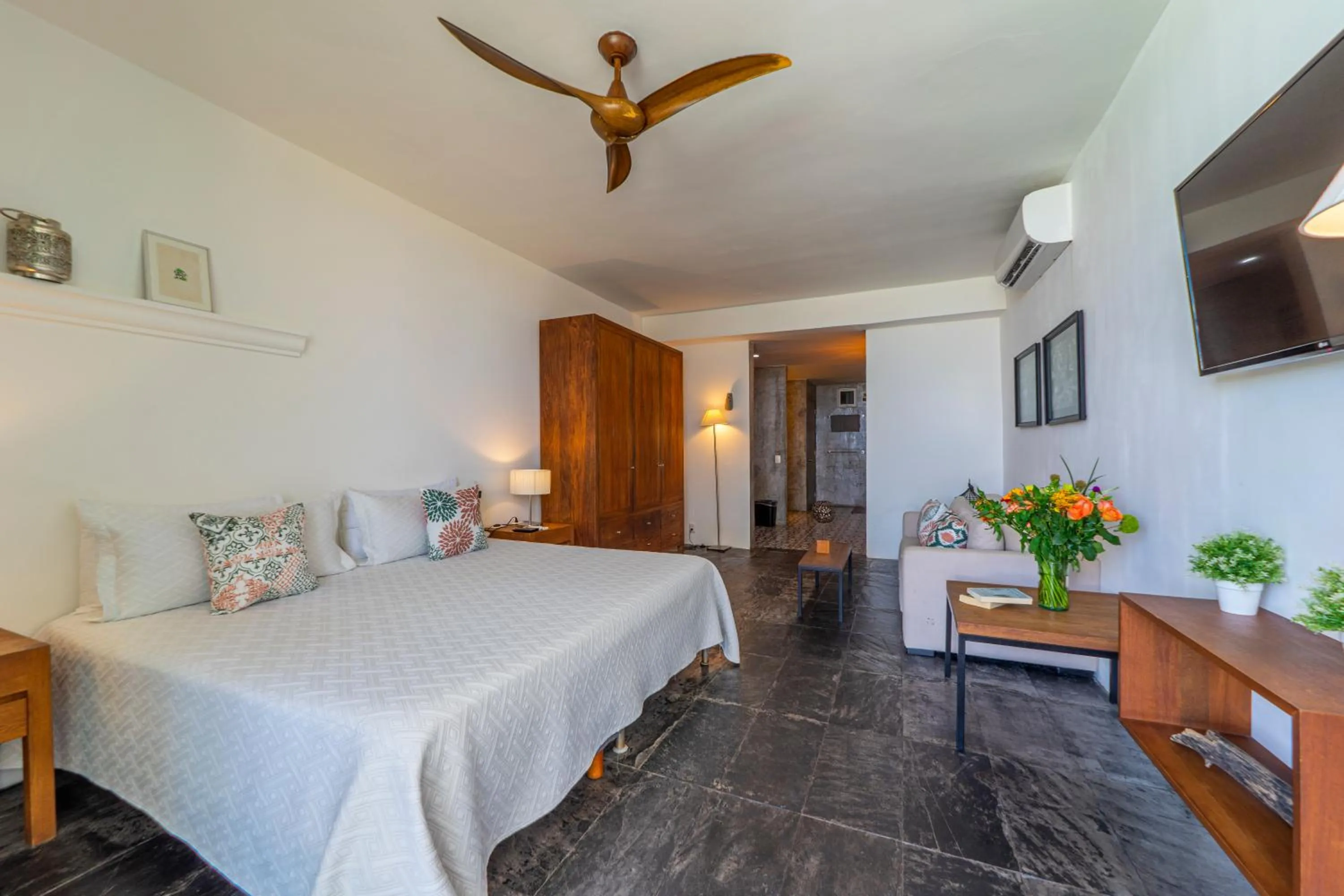 Bed in Suites at Sapphire Ocean Club