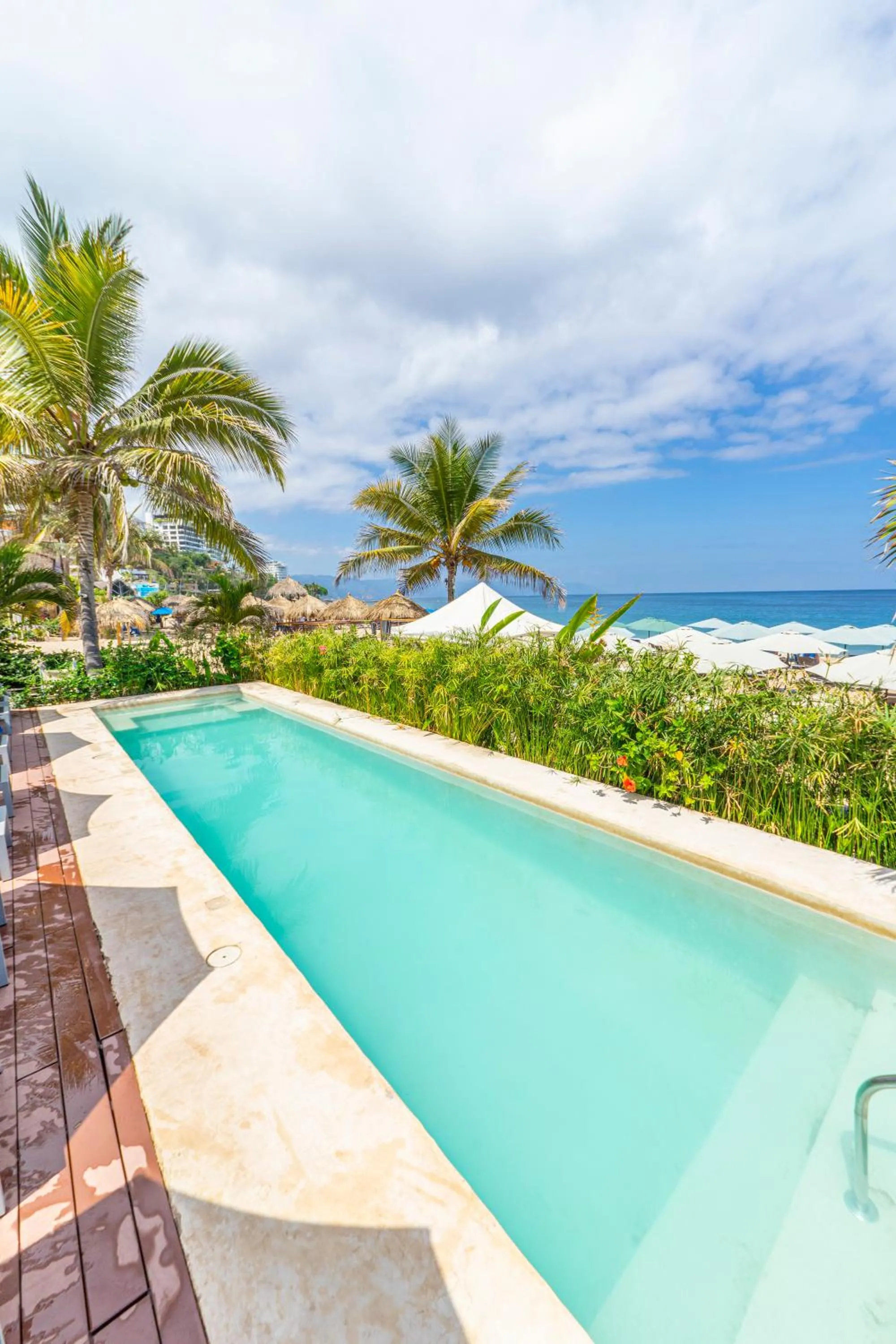 Suites at Sapphire Ocean Club