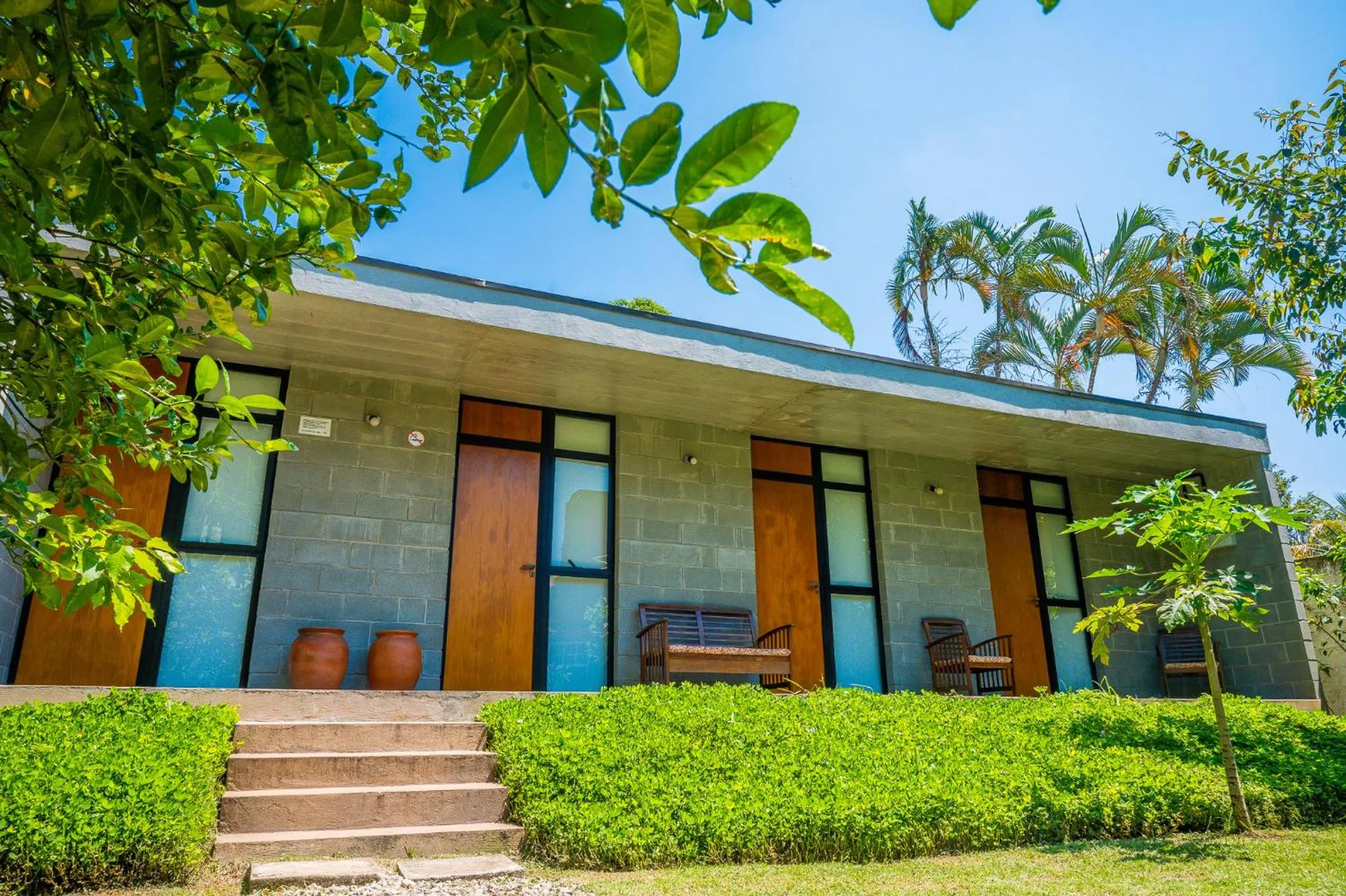 Facade/entrance in Casa do Pescador Camburi