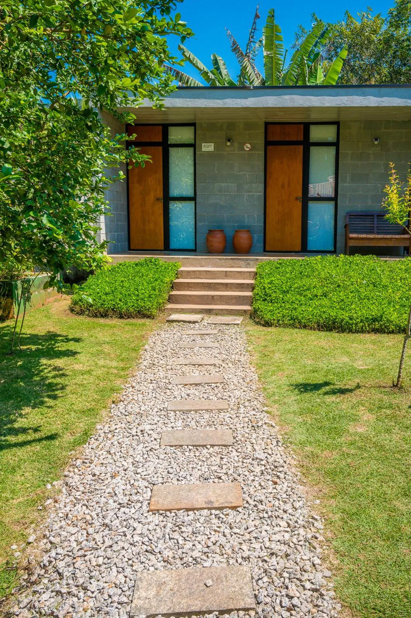 Facade/entrance in Casa do Pescador Camburi