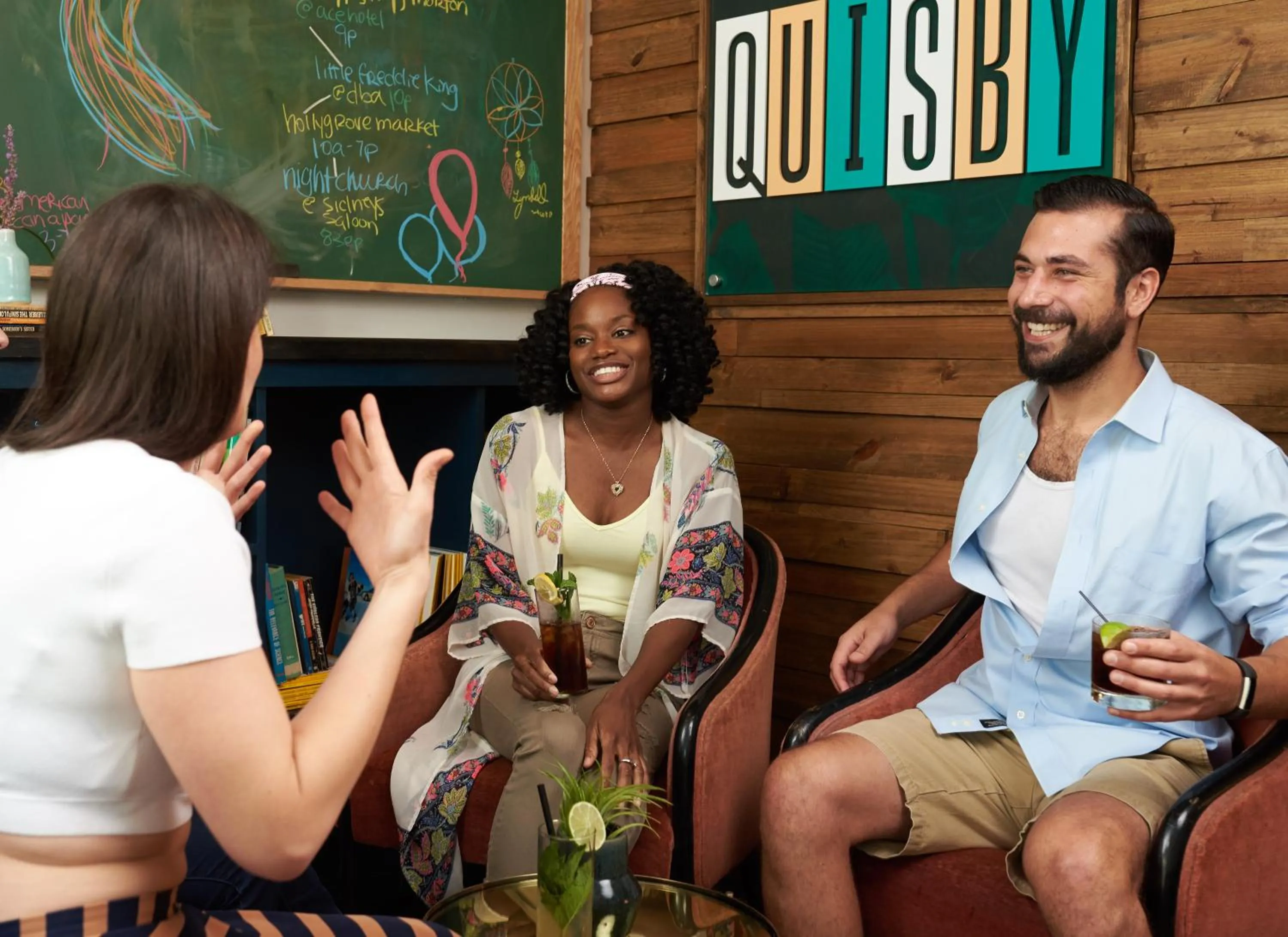 Lounge or bar in The Quisby