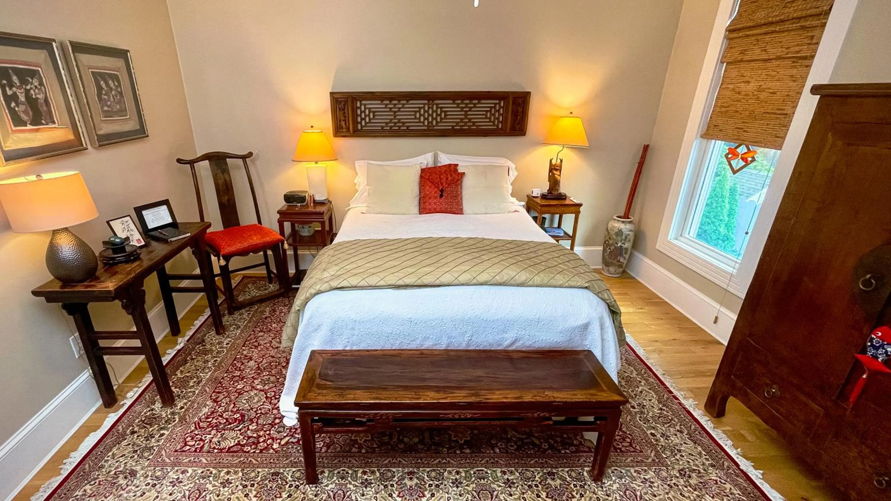 Bed in The Inn at Onancock