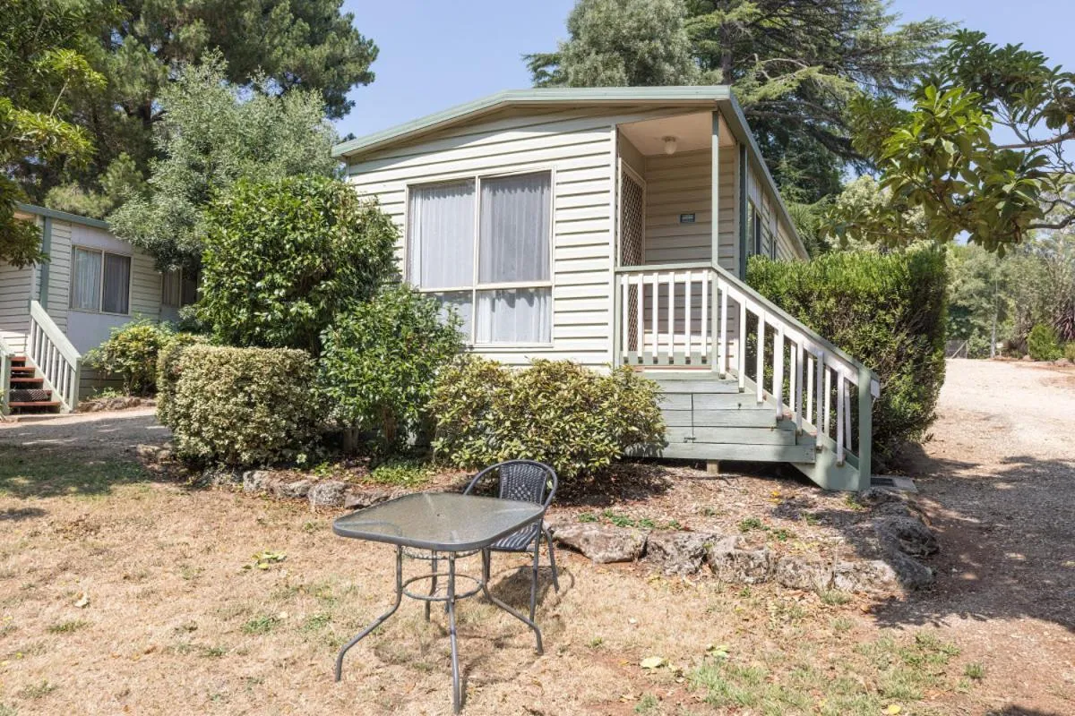 Property building in Daylesford Holiday Park
