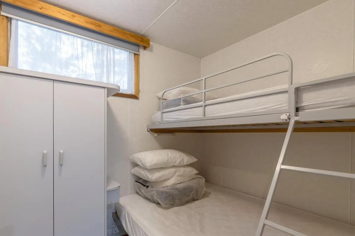 Two-Bedroom Cottage with Garden View in Daylesford Holiday Park