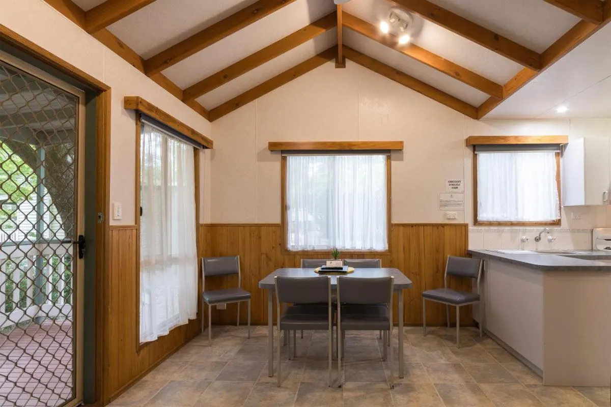 Kitchen or kitchenette in Daylesford Holiday Park