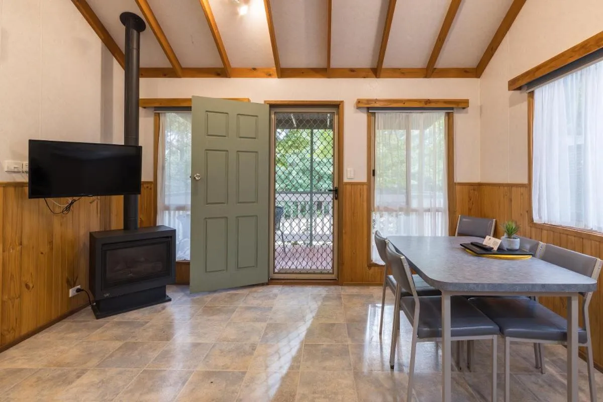 Living room in Daylesford Holiday Park