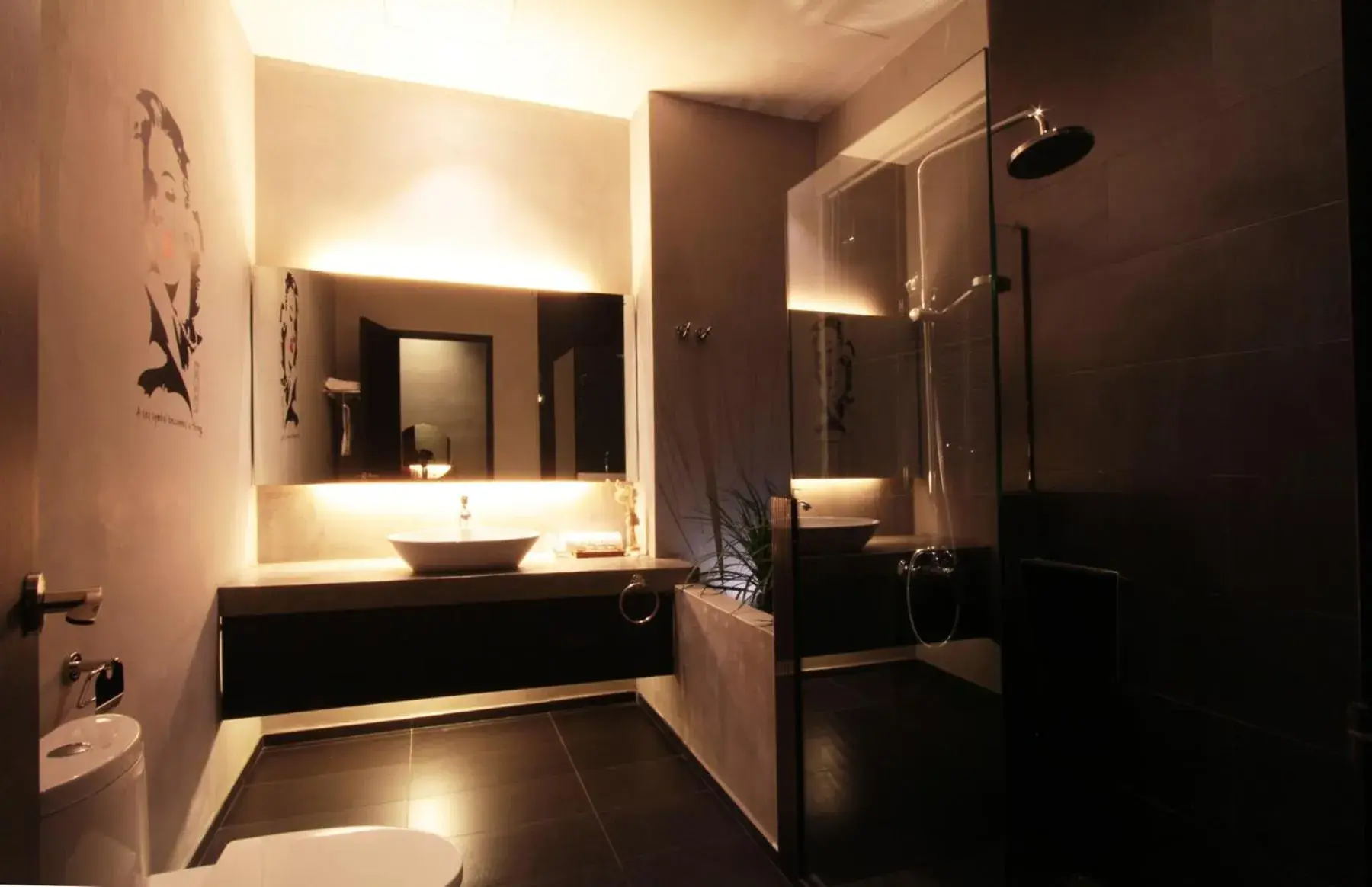 Two-Bedroom Villa with BBQ Area in Villa Lot 1638 Two-Bedroom Villa with BBQ Area in Villa Lot 1638