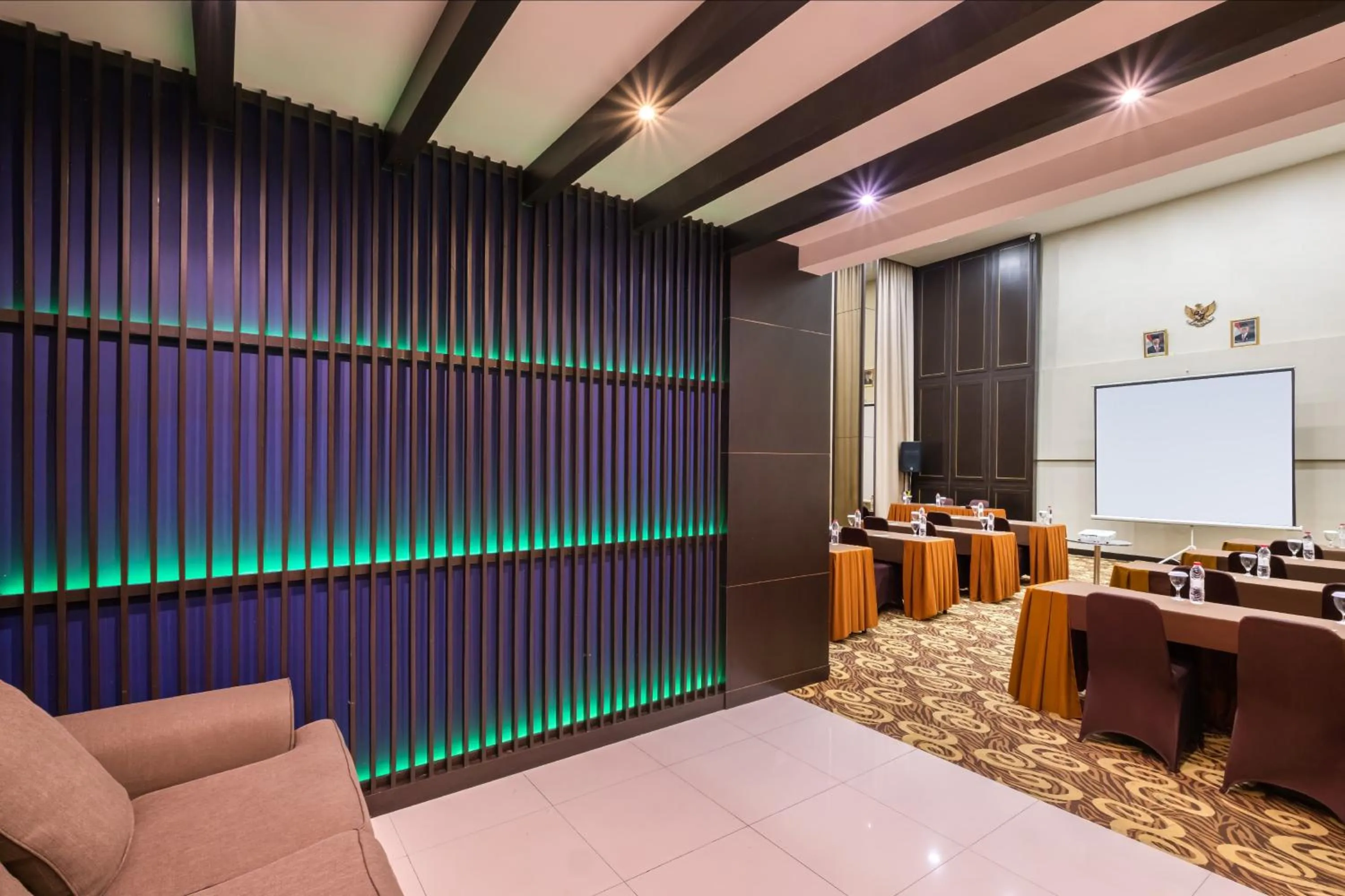 Meeting/conference room in Gets Premiere Semarang
