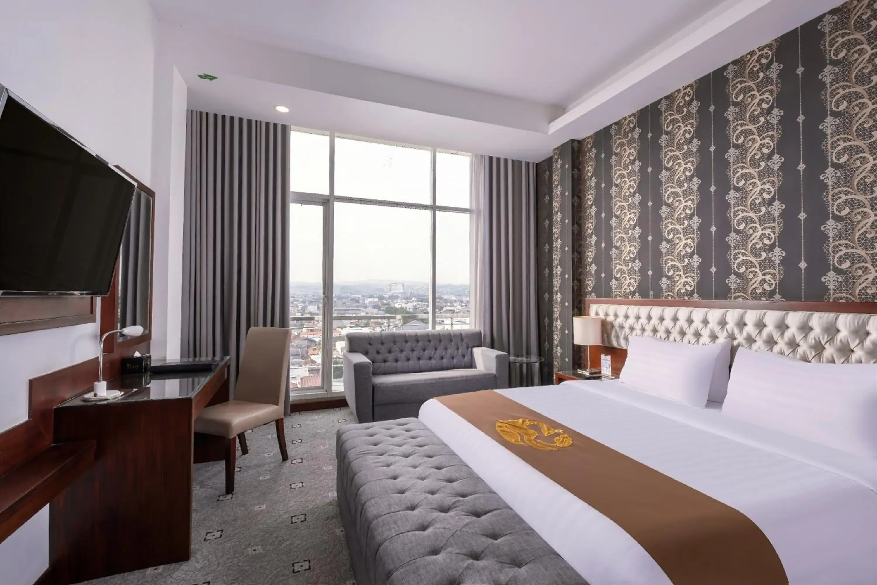 Executive Double Room in Gets Premiere Semarang Executive Double Room in Gets Premiere Semarang