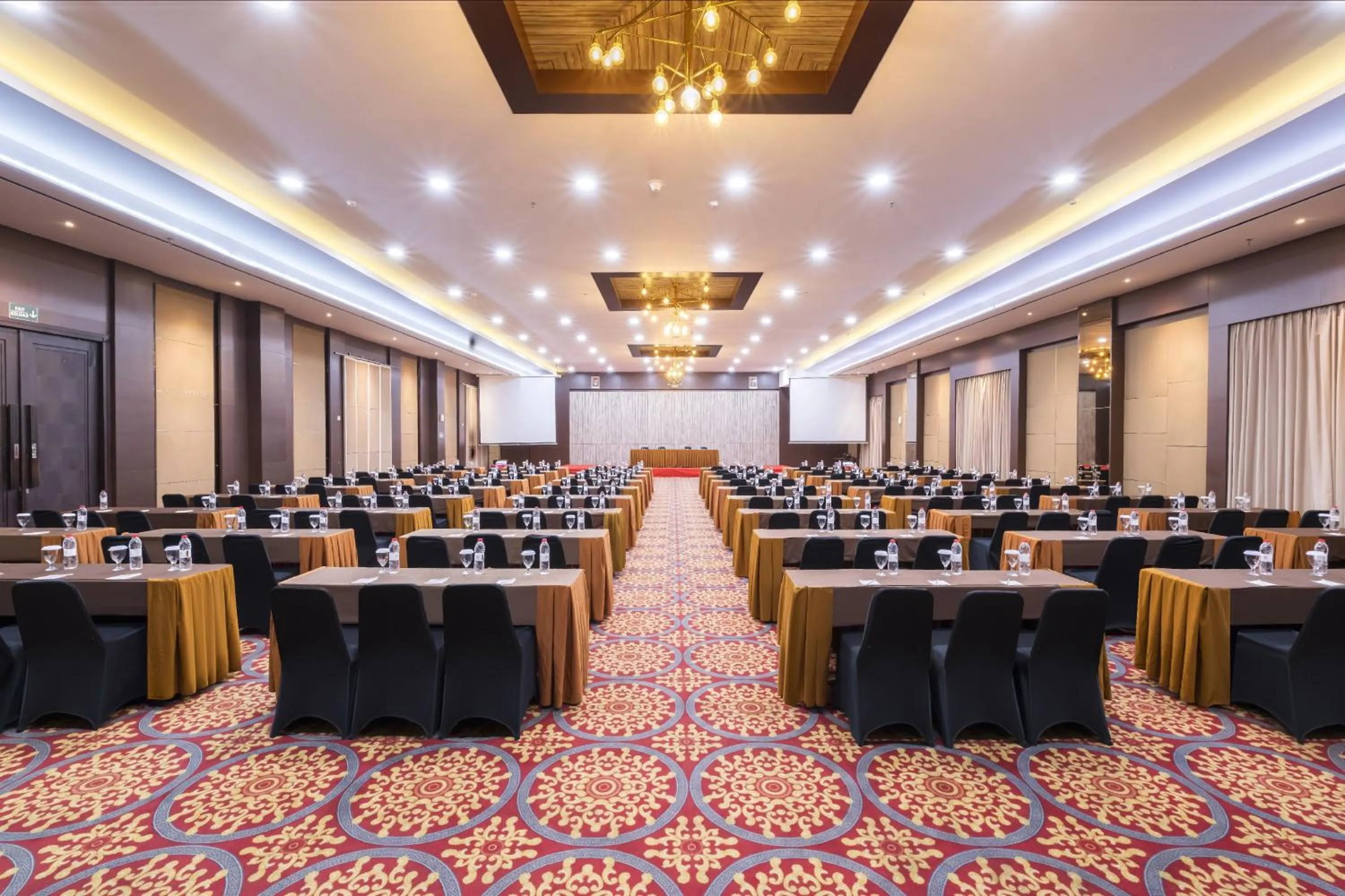 Meeting/conference room in Gets Premiere Semarang