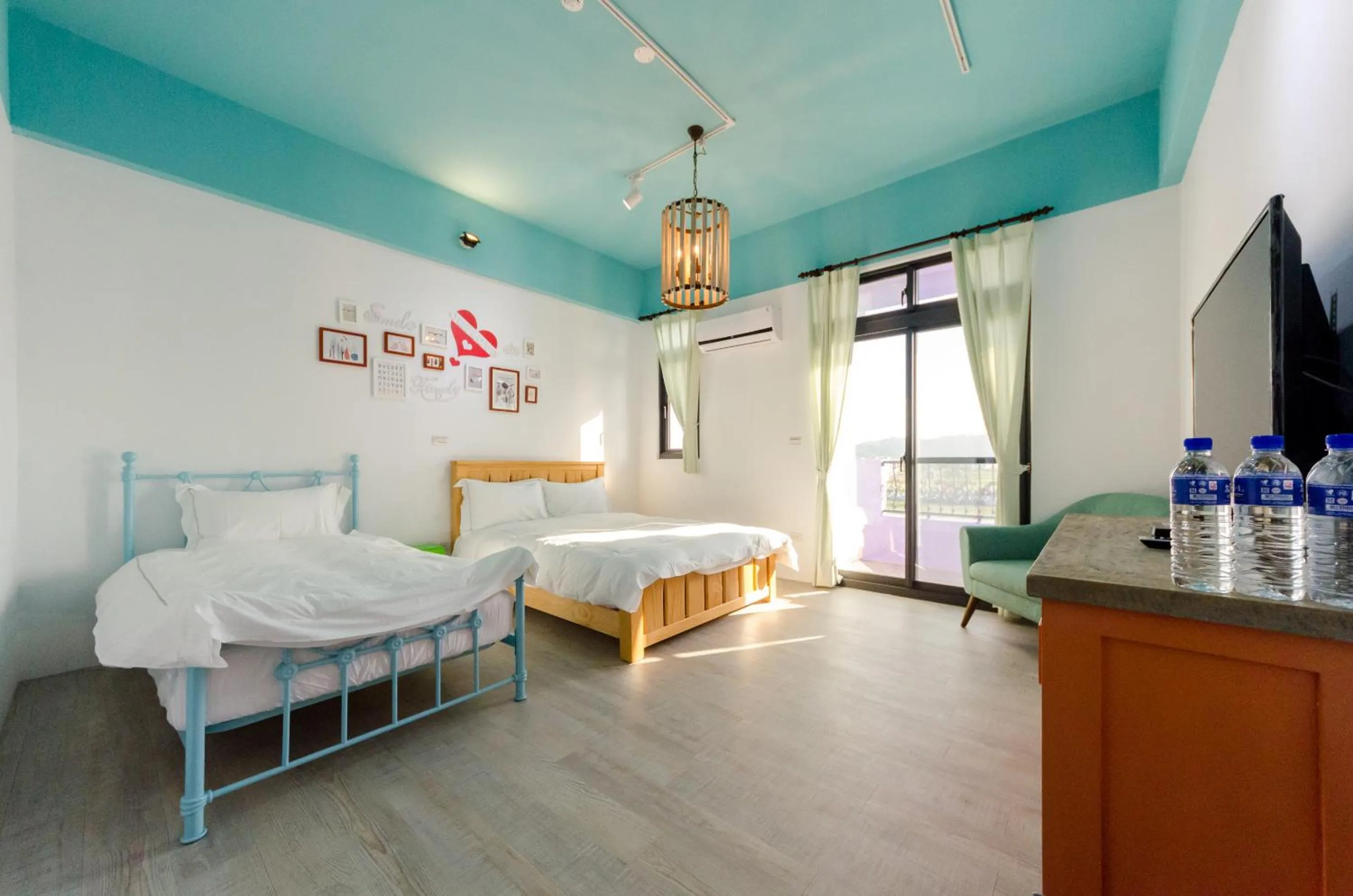 Bed in Sea breeze Inn