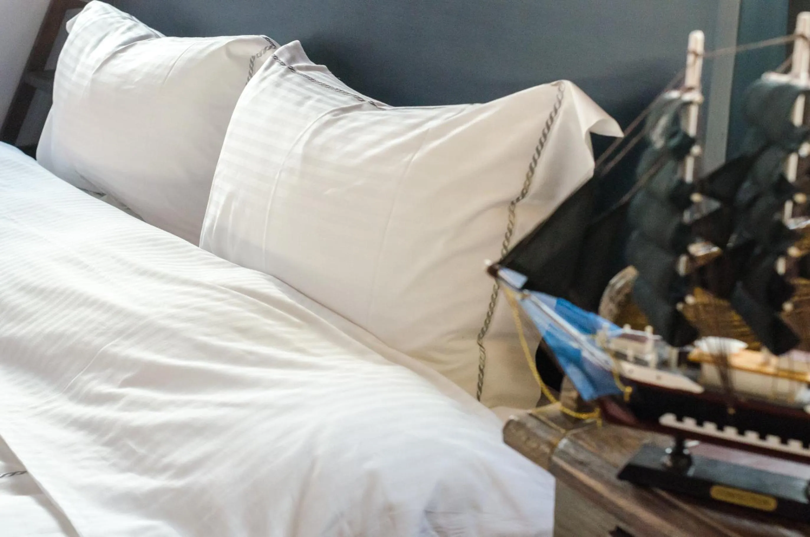 Bed in Sea breeze Inn