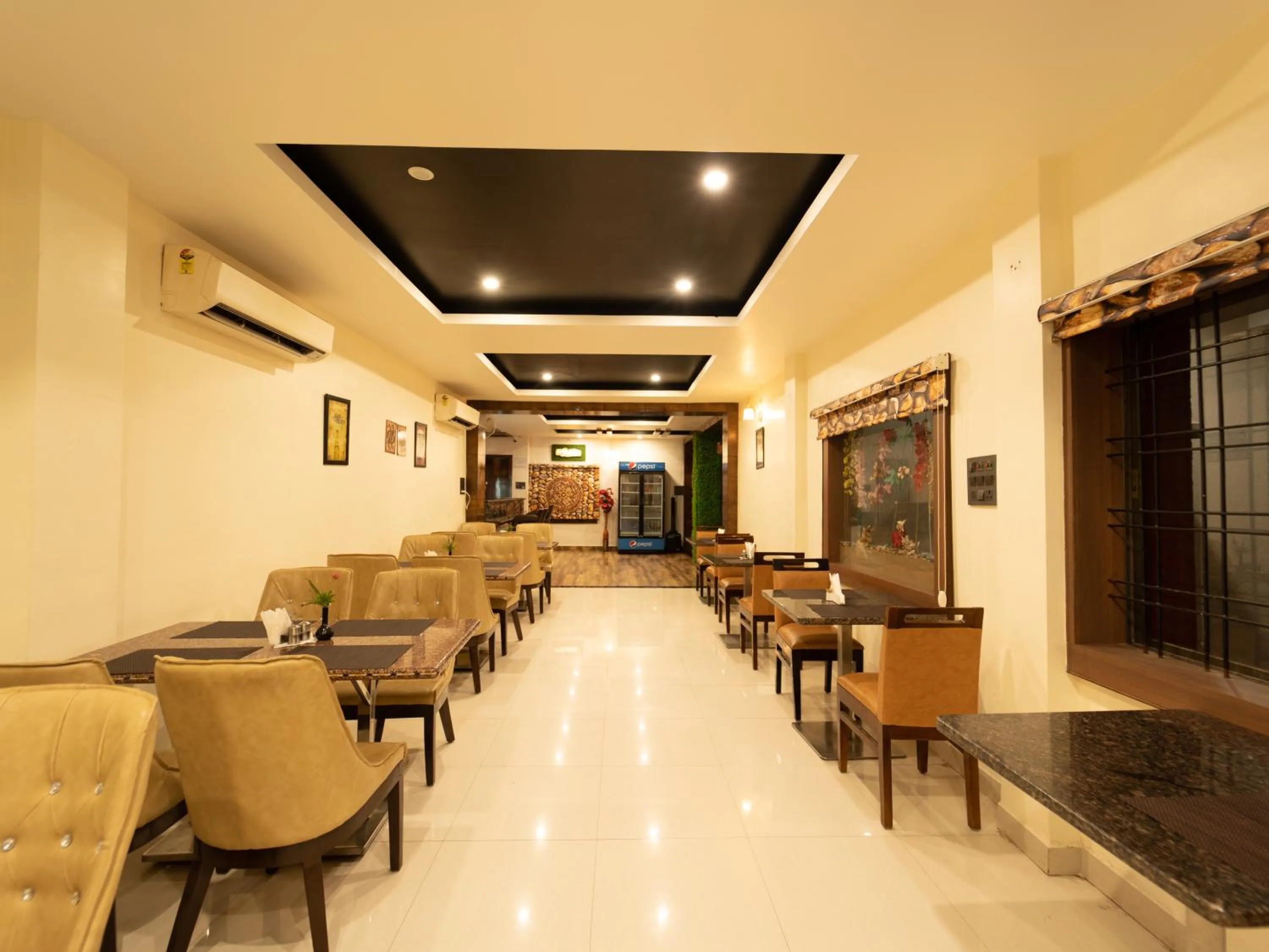 Lounge or bar in Hotel Royal Palace