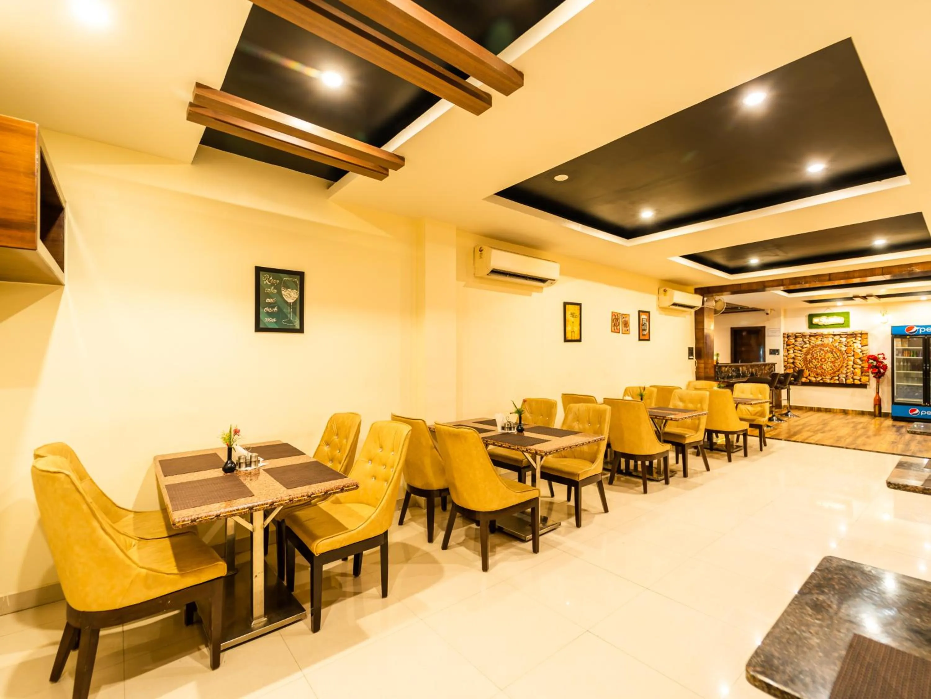 Lounge or bar in Hotel Royal Palace