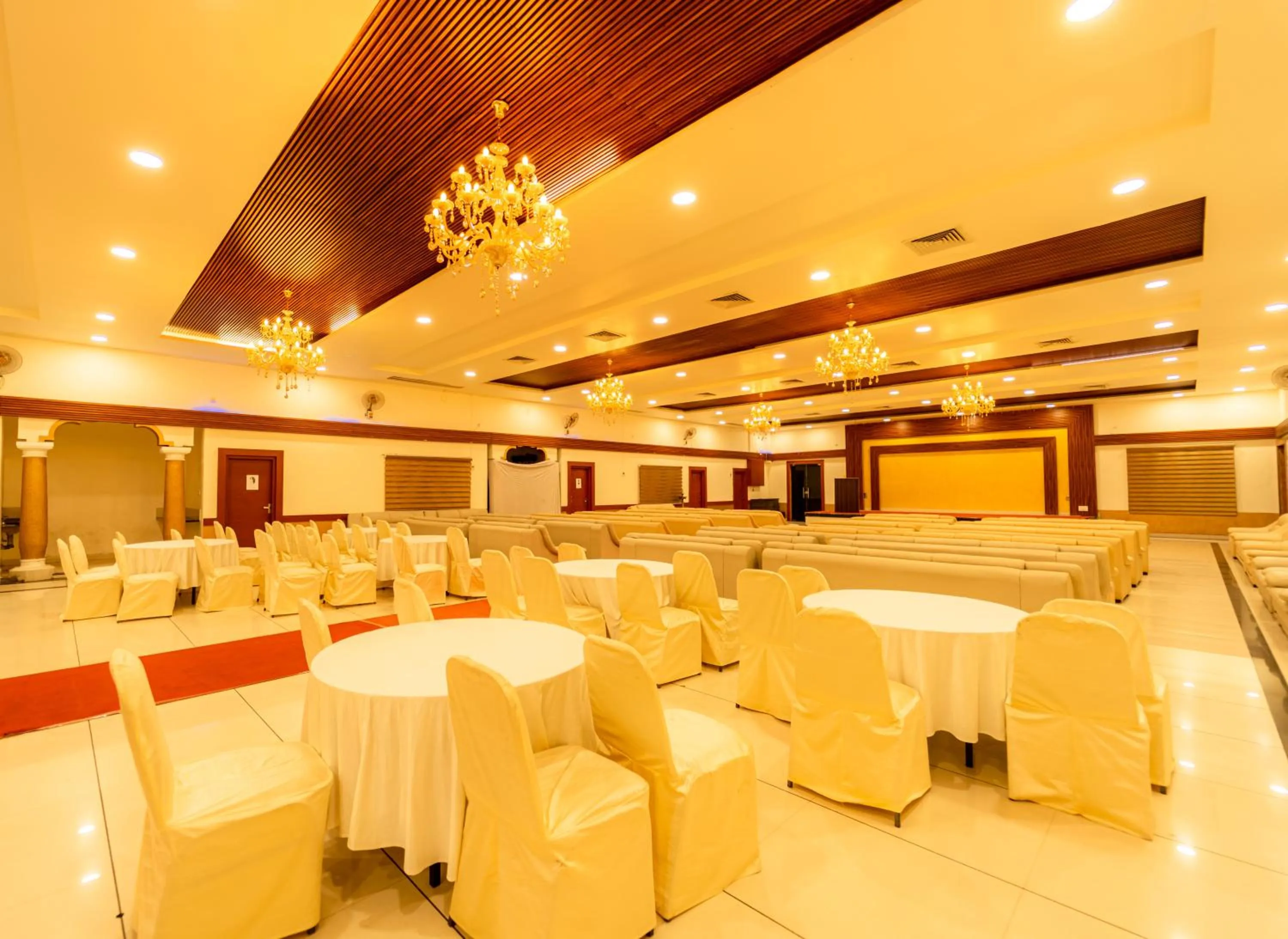 Banquet/Function facilities in Hotel Royal Palace