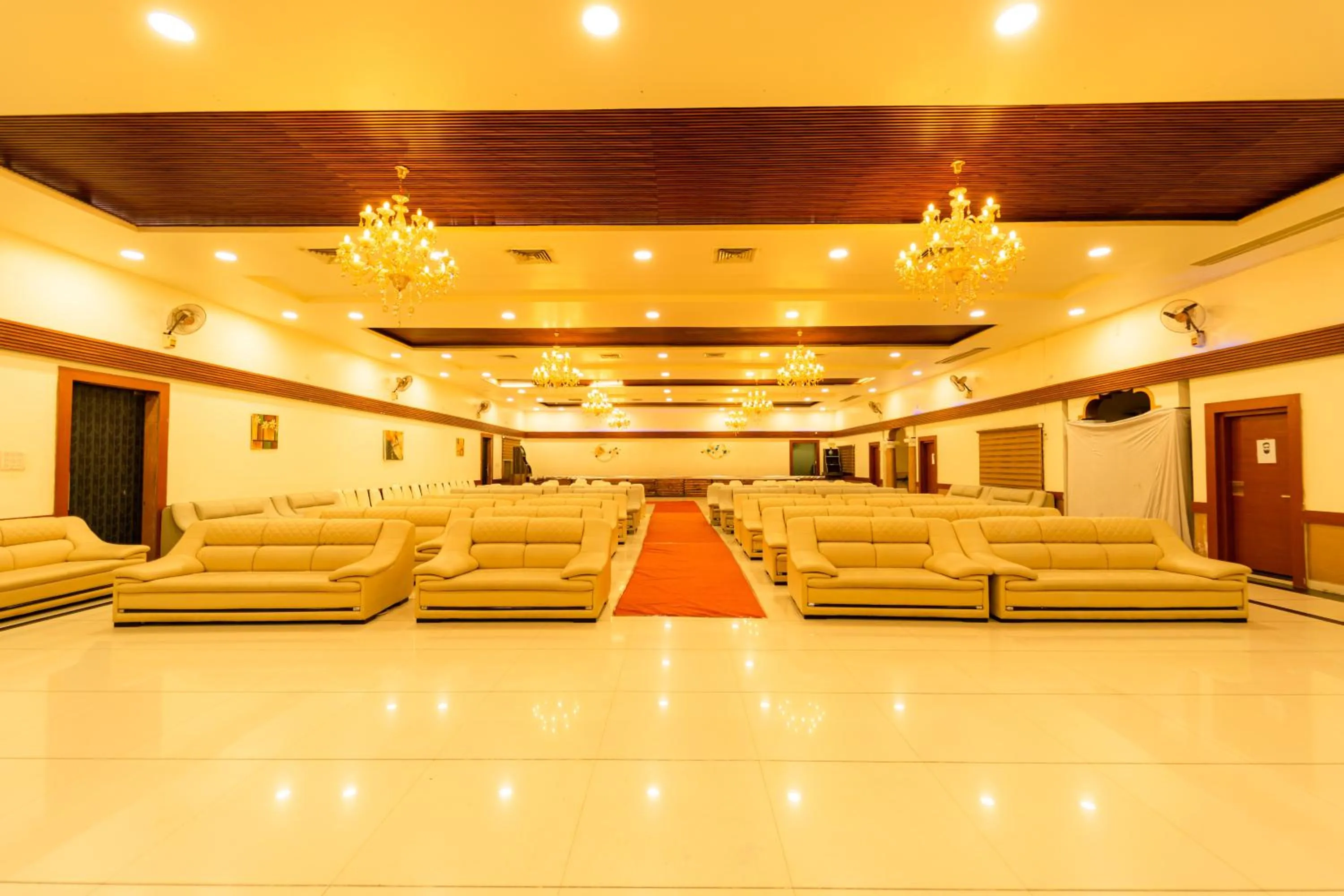 Banquet/Function facilities in Hotel Royal Palace