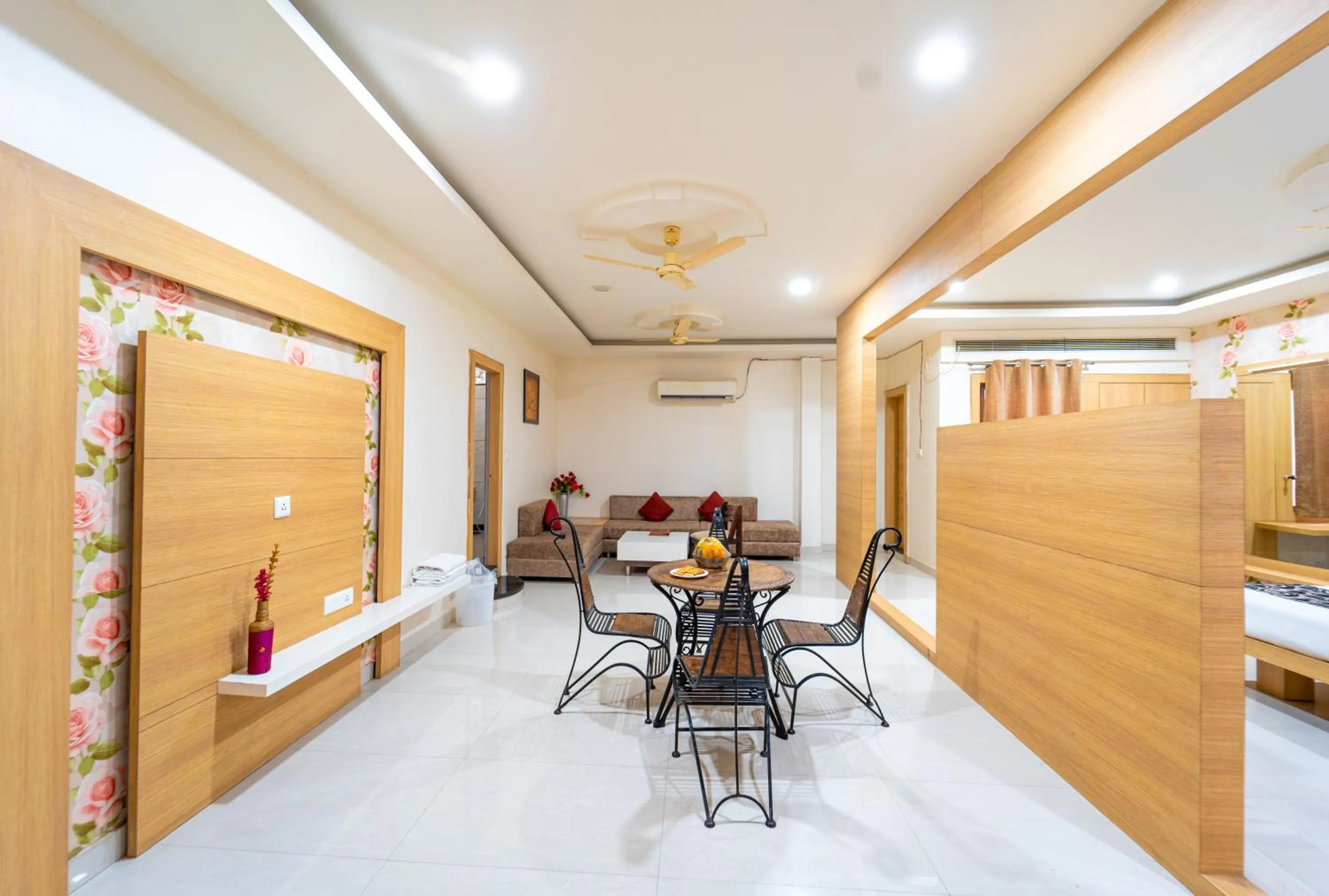 Bedroom in Hotel Royal Palace