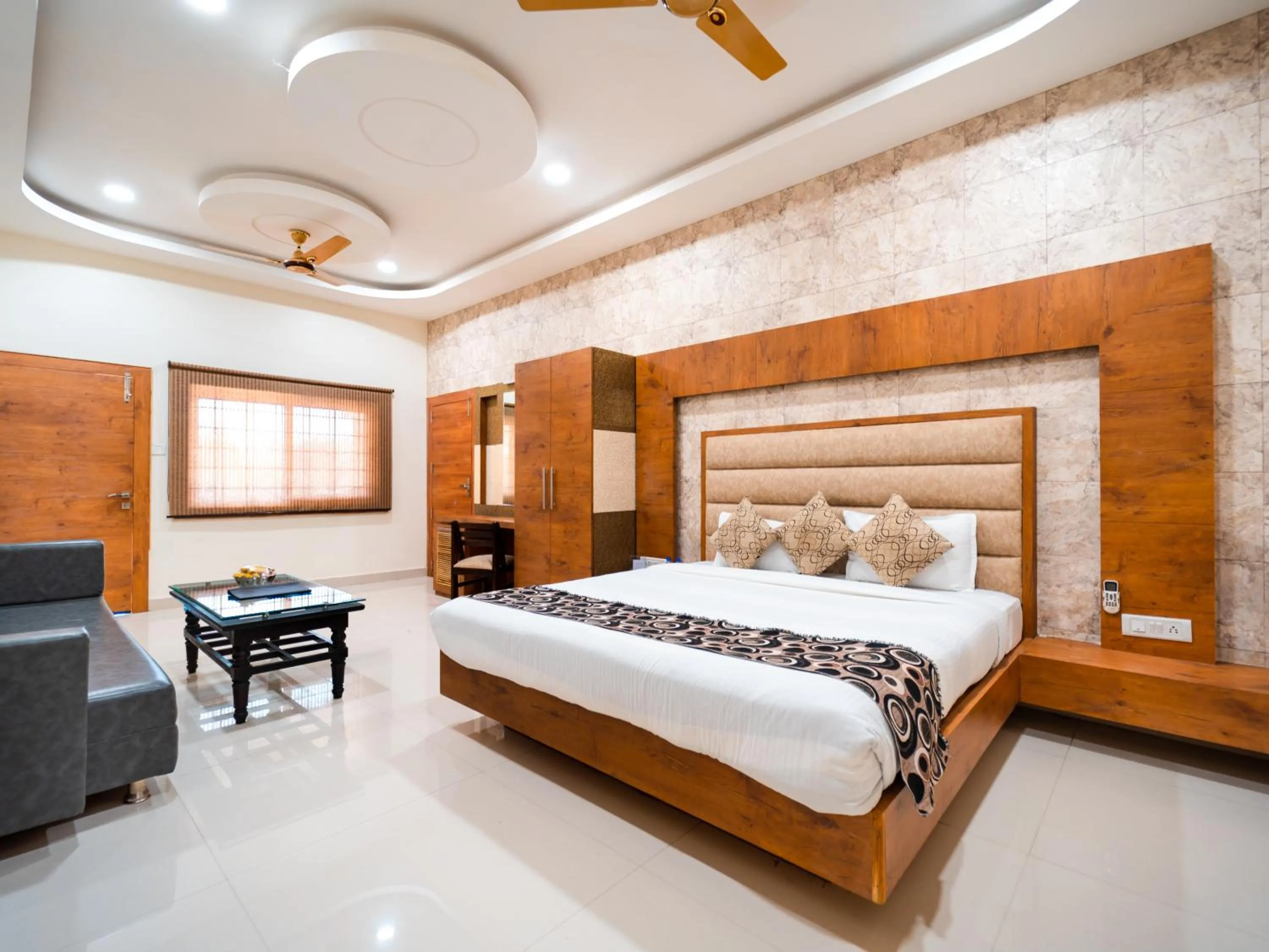 Bed in Hotel Royal Palace